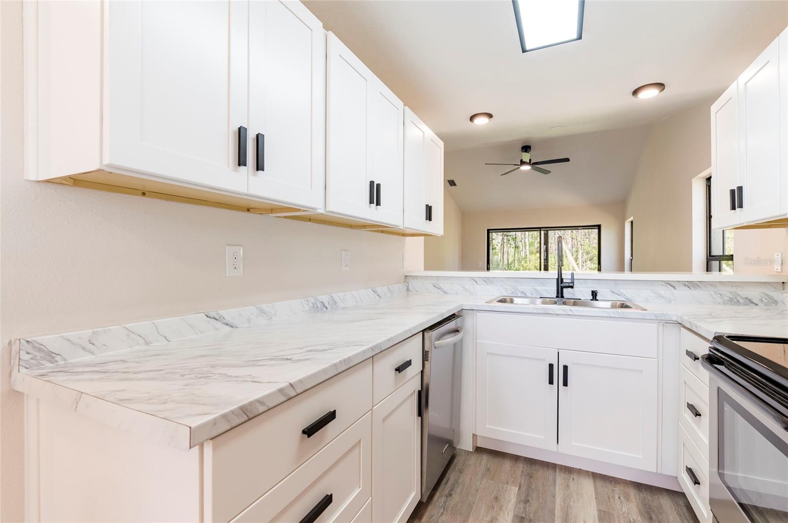 Image 6 of 26 For 13237 Molitor Court 13237