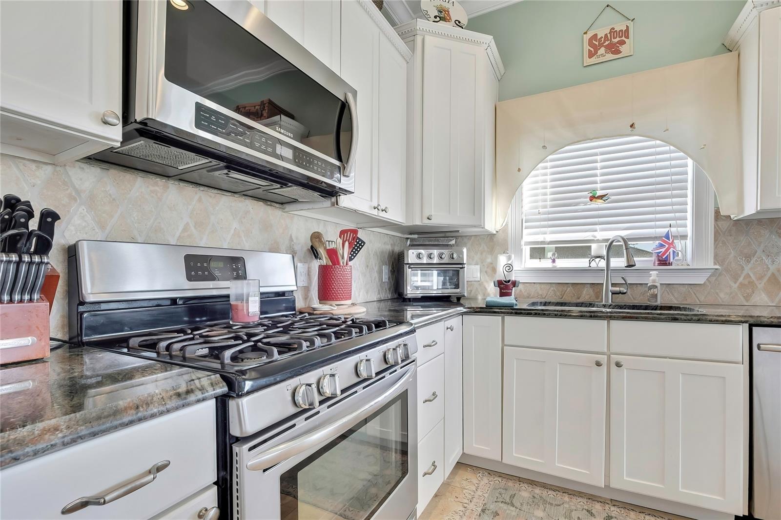 Image 19 of 63 For 3436 Minnow Creek Drive