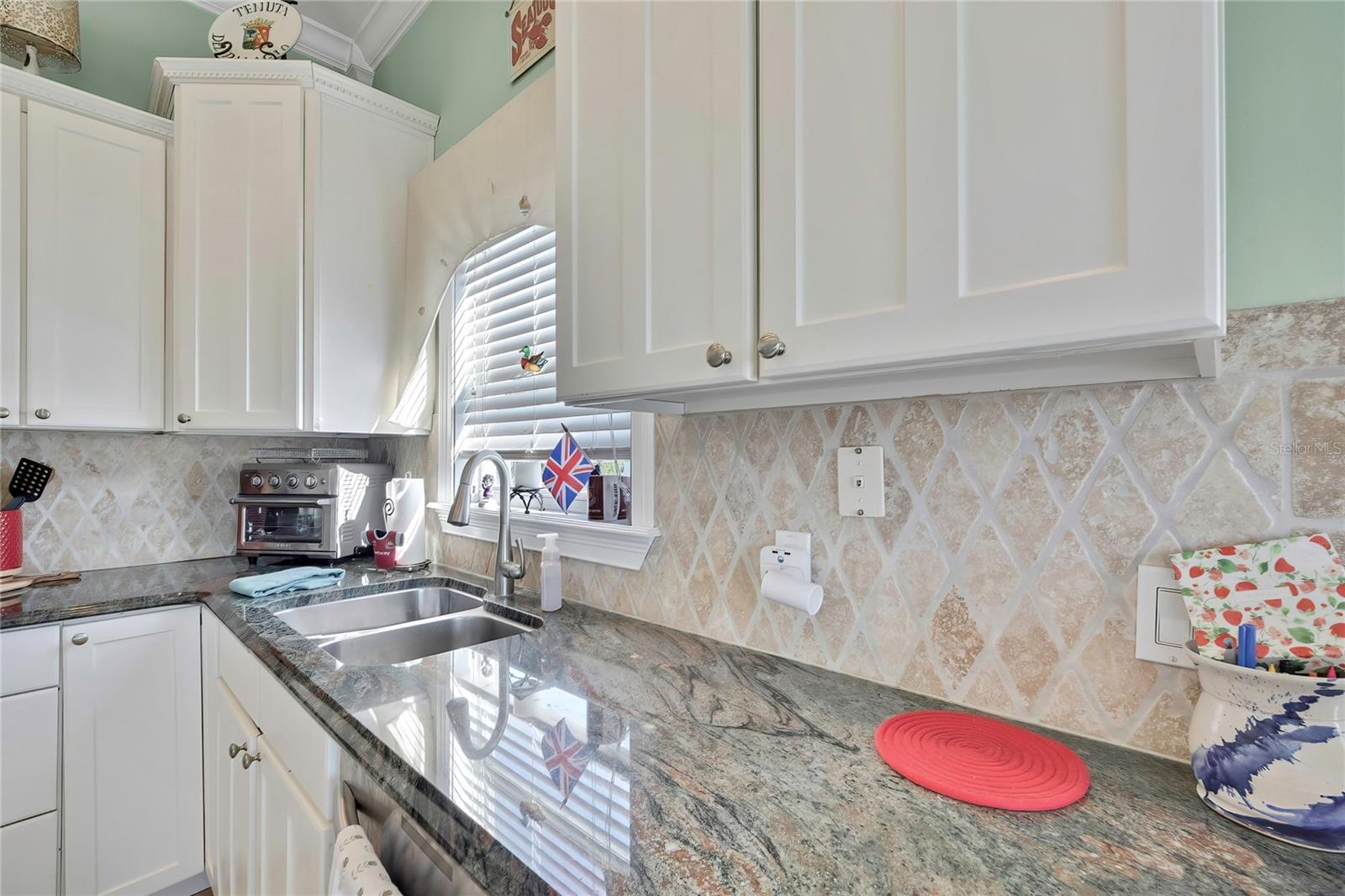 Image 21 of 63 For 3436 Minnow Creek Drive