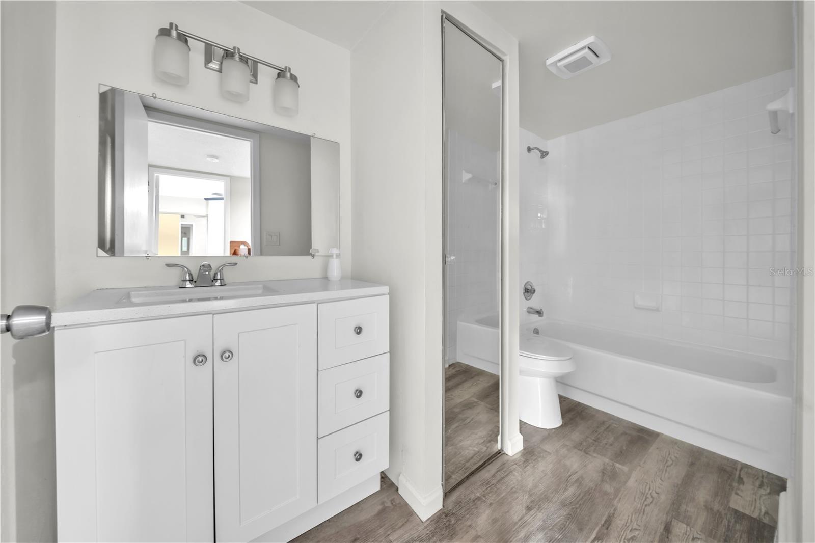 Image 13 of 36 For 2605 10th Court