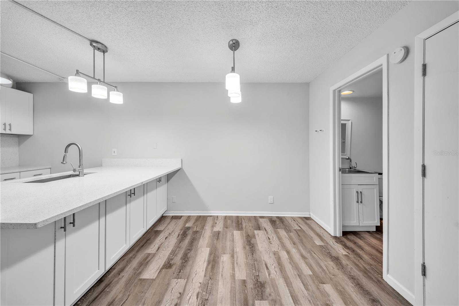 Image 17 of 36 For 2605 10th Court