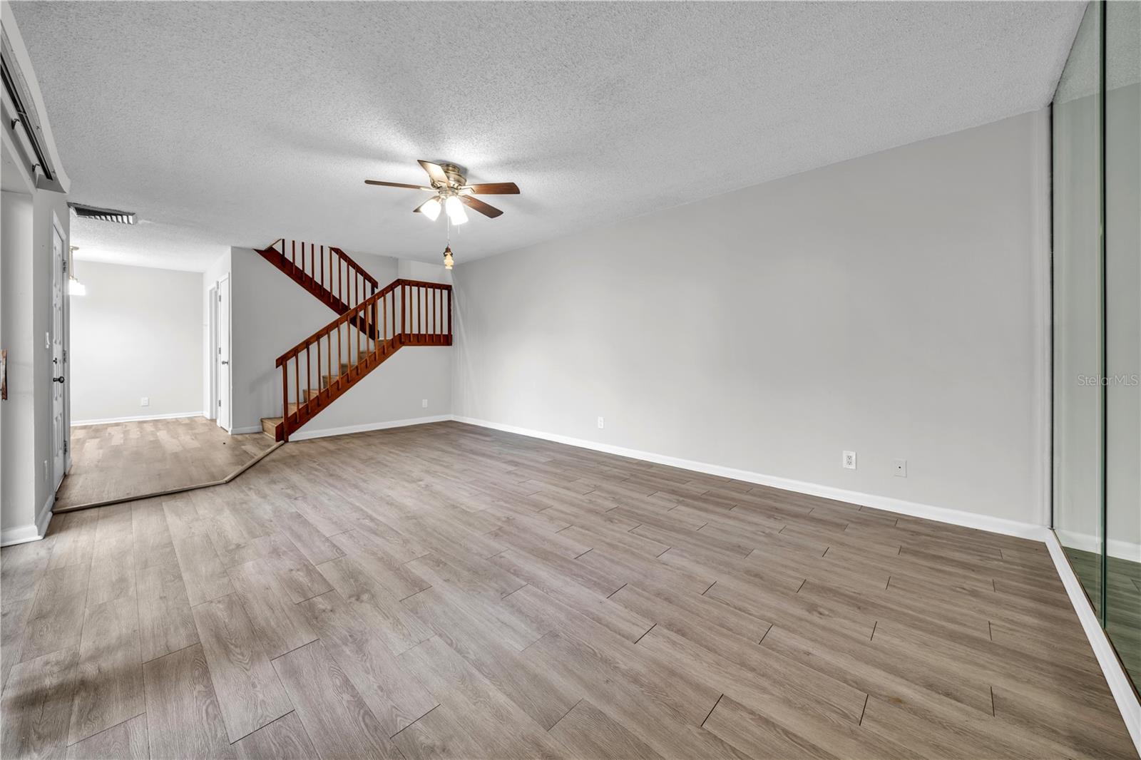 Image 23 of 36 For 2605 10th Court