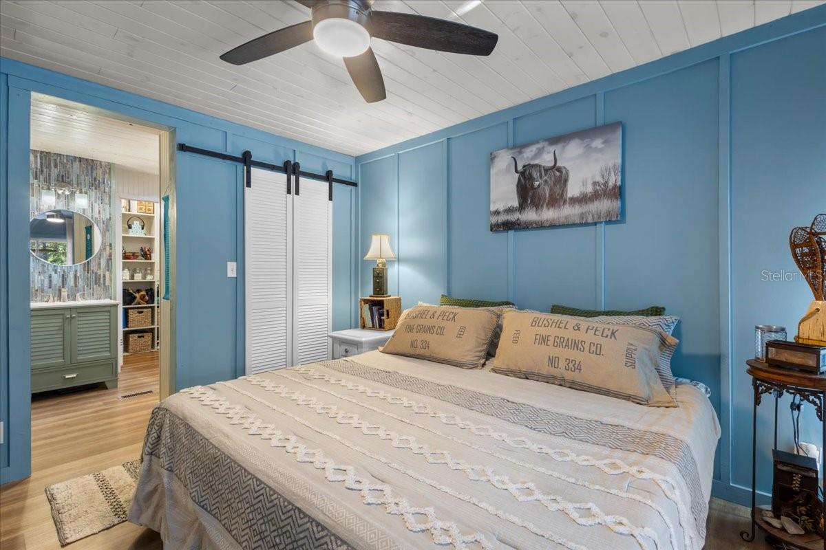 Image 18 of 44 For 5850 50th Street