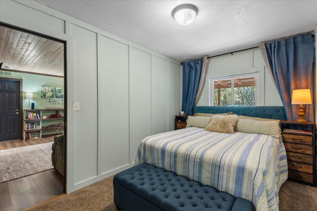 Image 23 of 44 For 5850 50th Street