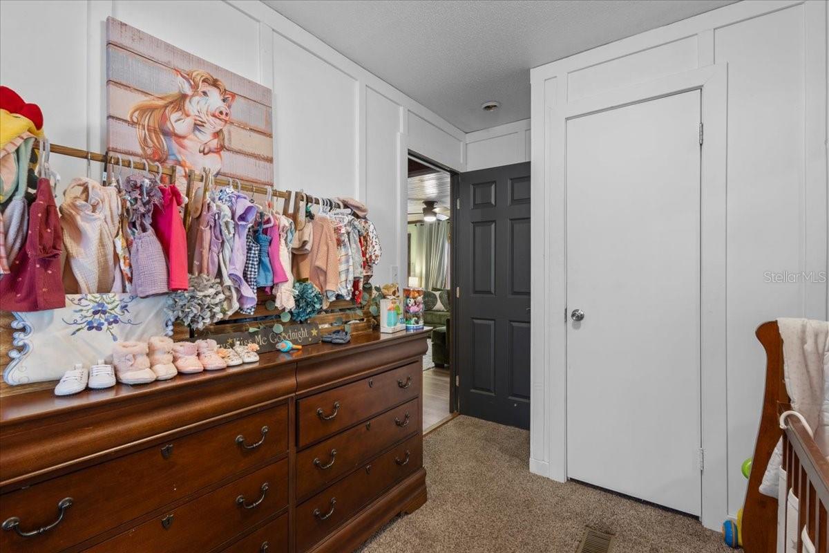 Image 25 of 44 For 5850 50th Street