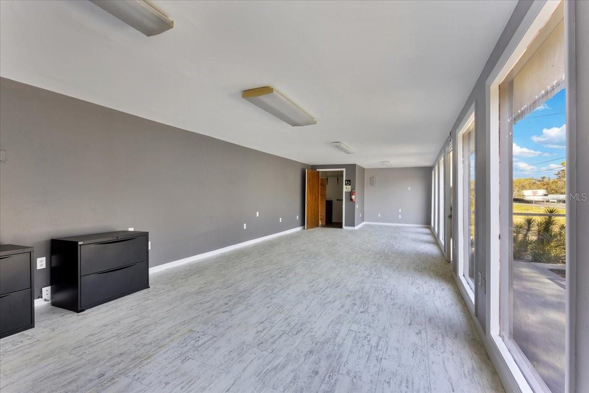 Image 14 of 22 For 16648 Us Highway 19