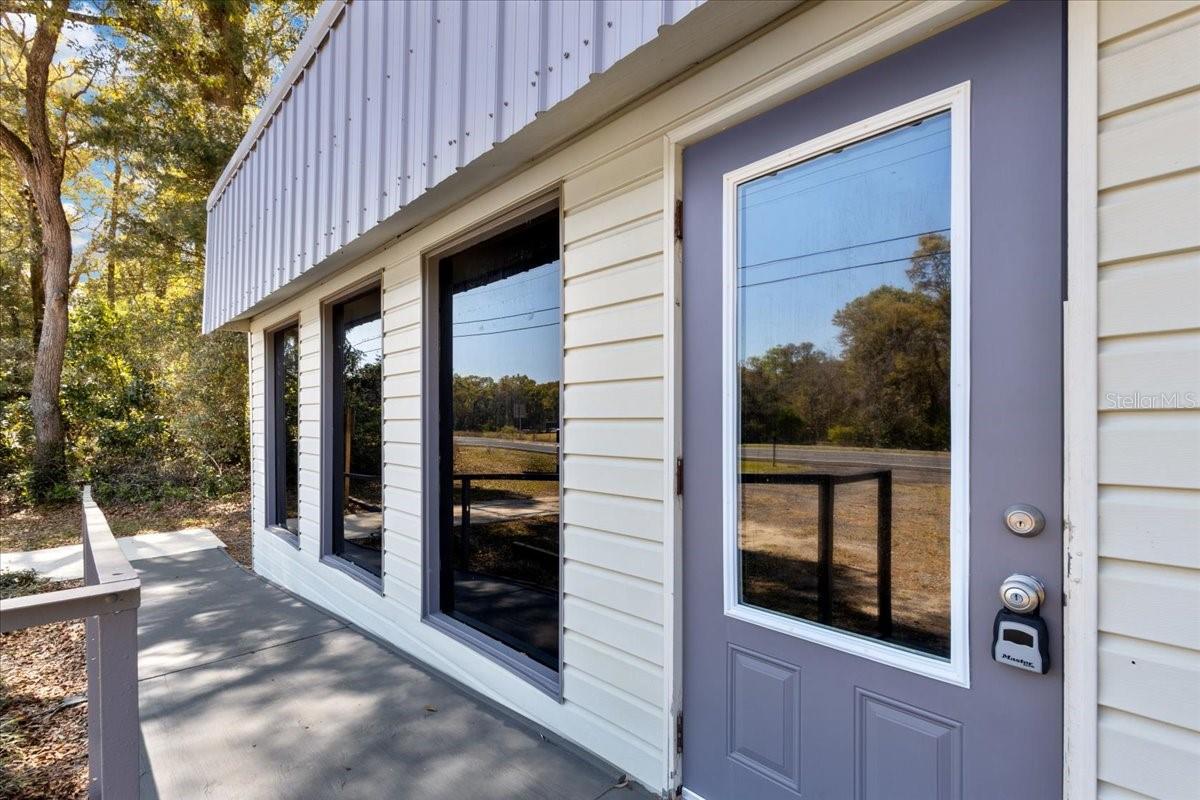 Image 7 of 22 For 16648 Us Highway 19