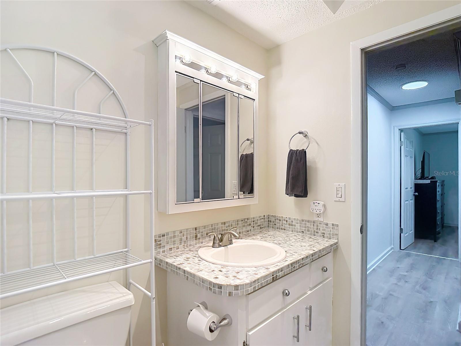 Image 22 of 51 For 8605 Sagewood Drive