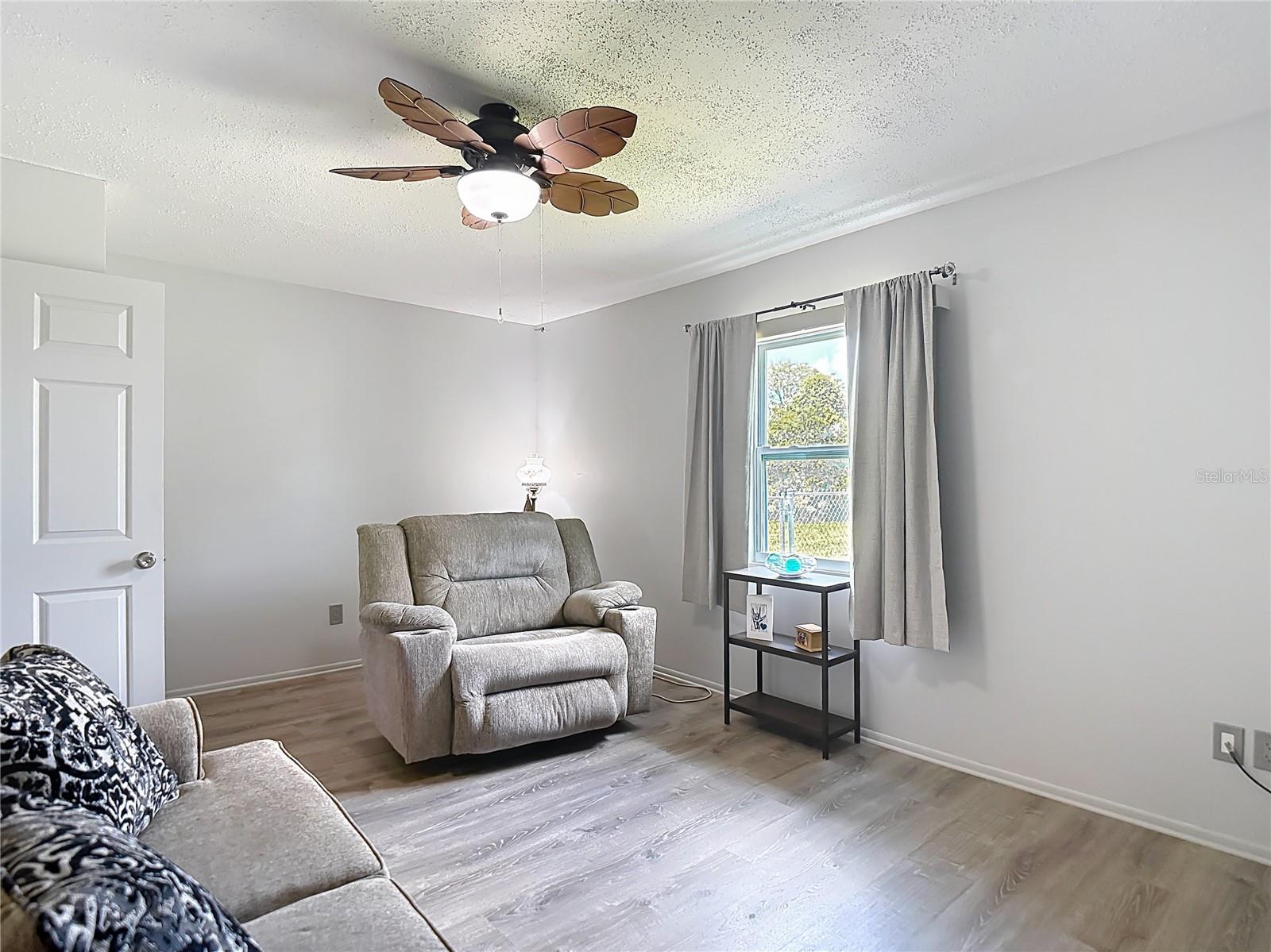 Image 25 of 51 For 8605 Sagewood Drive