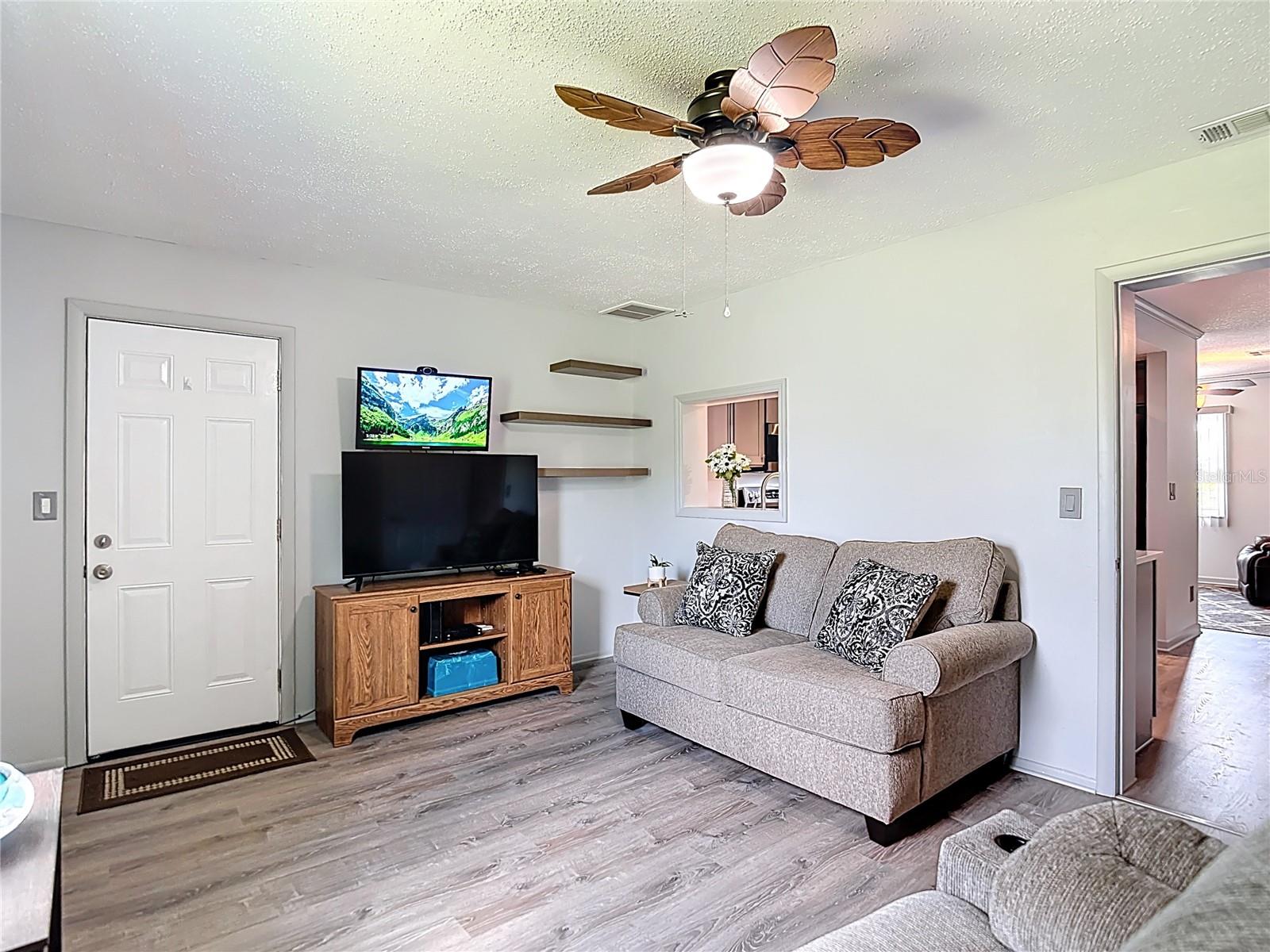 Image 27 of 51 For 8605 Sagewood Drive