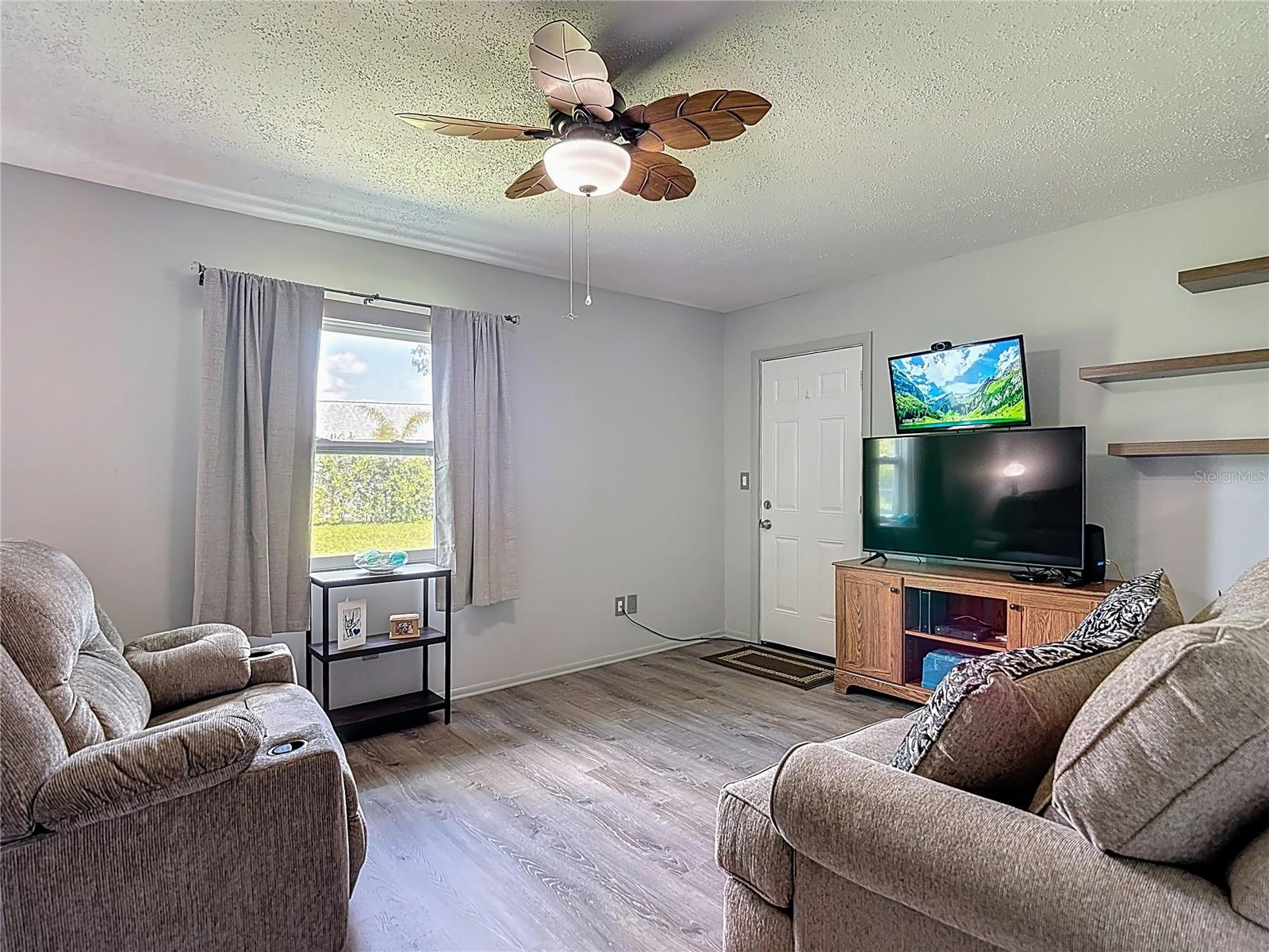 Image 28 of 51 For 8605 Sagewood Drive