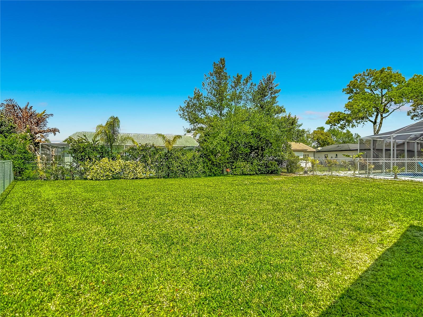 Image 34 of 51 For 8605 Sagewood Drive