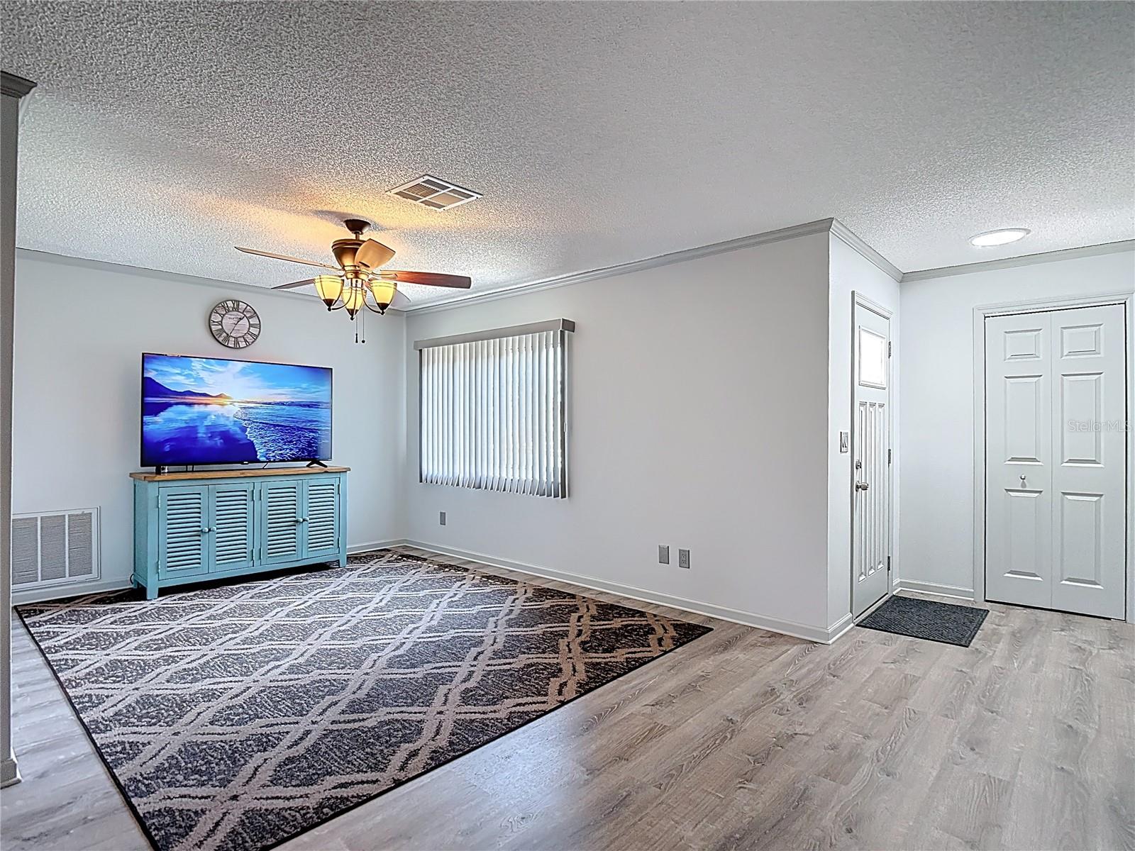 Image 7 of 51 For 8605 Sagewood Drive