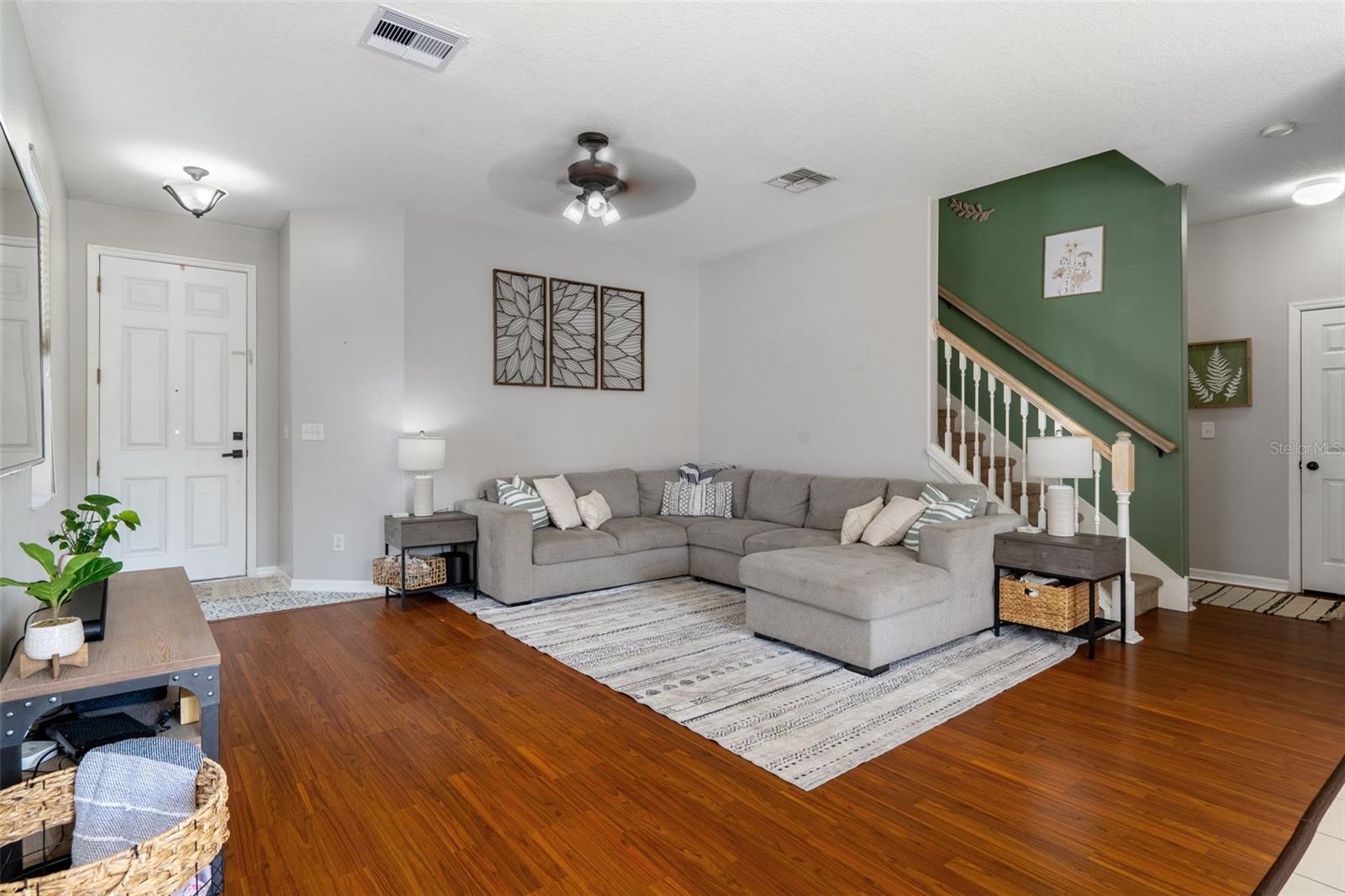 Image 2 of 60 For 31812 Spoonflower Circle