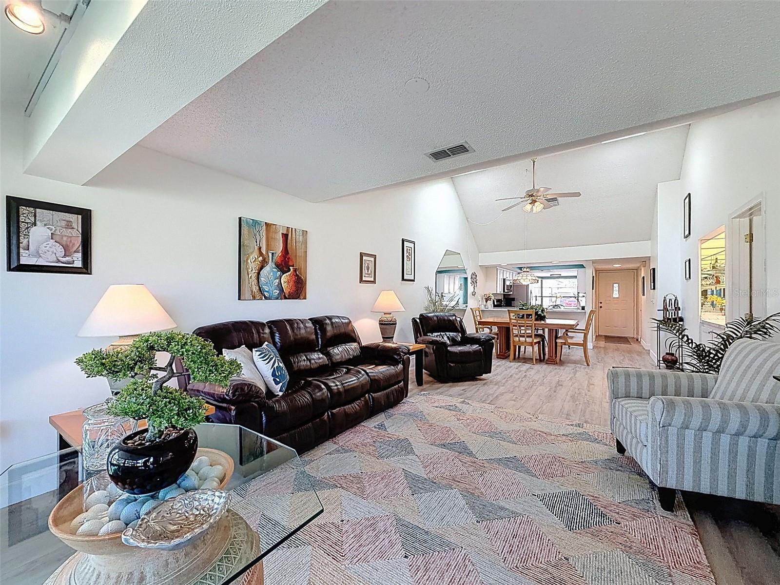 Image 21 of 61 For 3504 Niblick Court 4