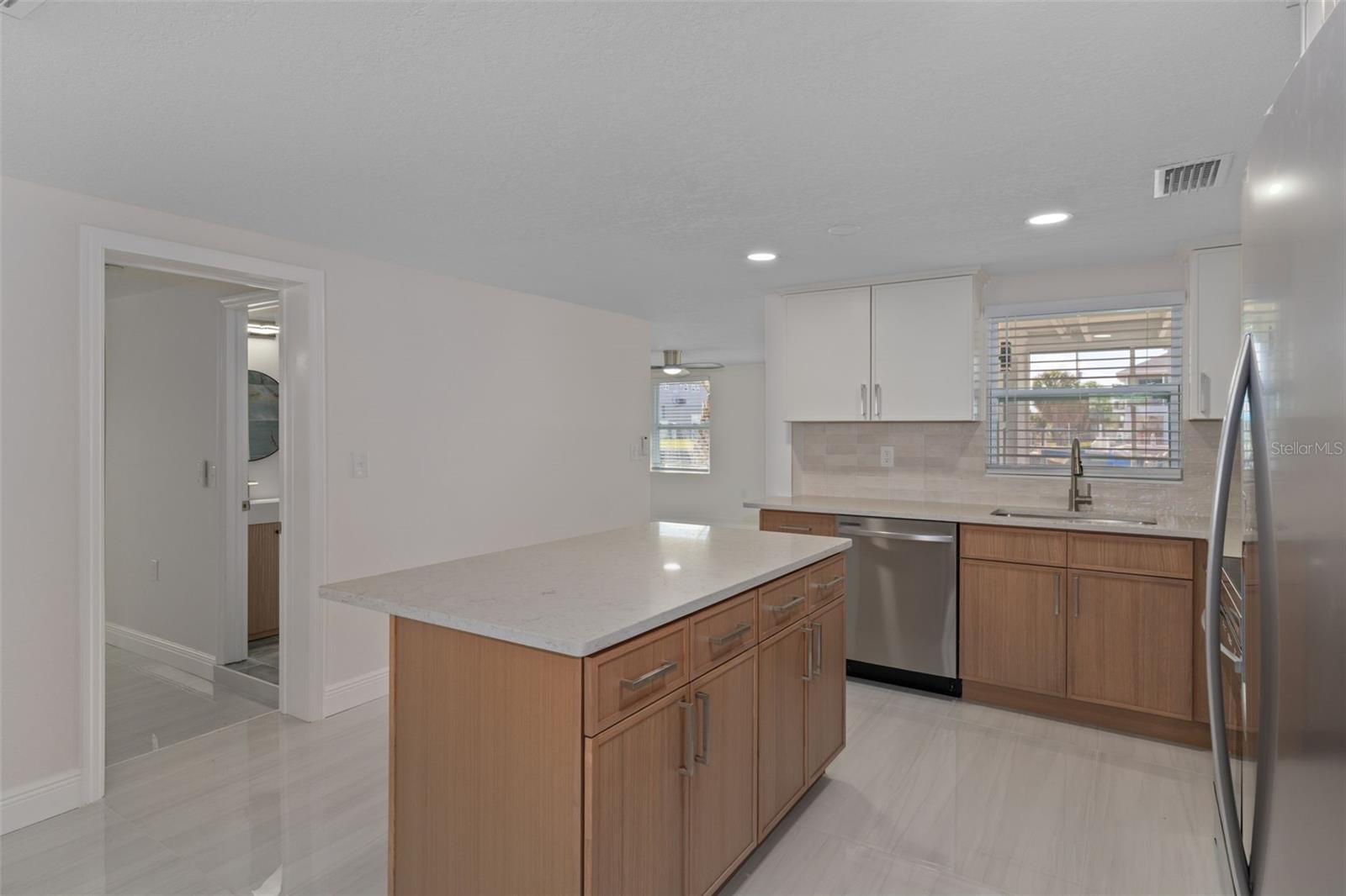 Image 12 of 51 For 3372 Minnow Creek Drive