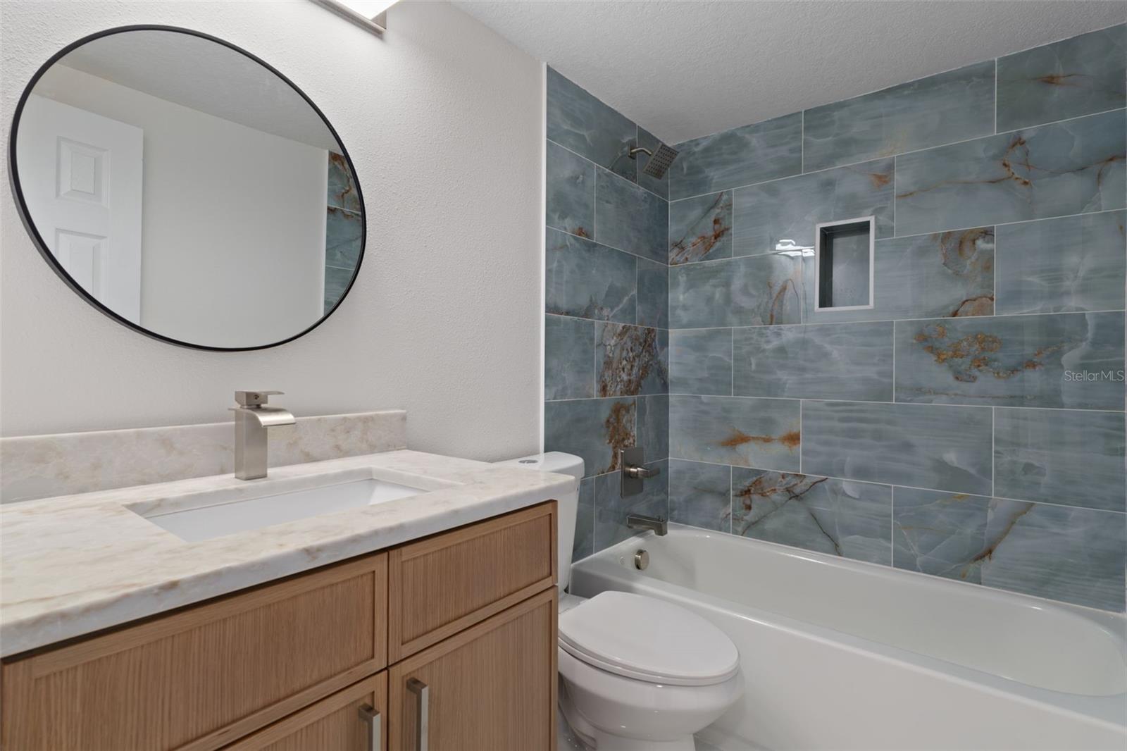 Image 25 of 51 For 3372 Minnow Creek Drive