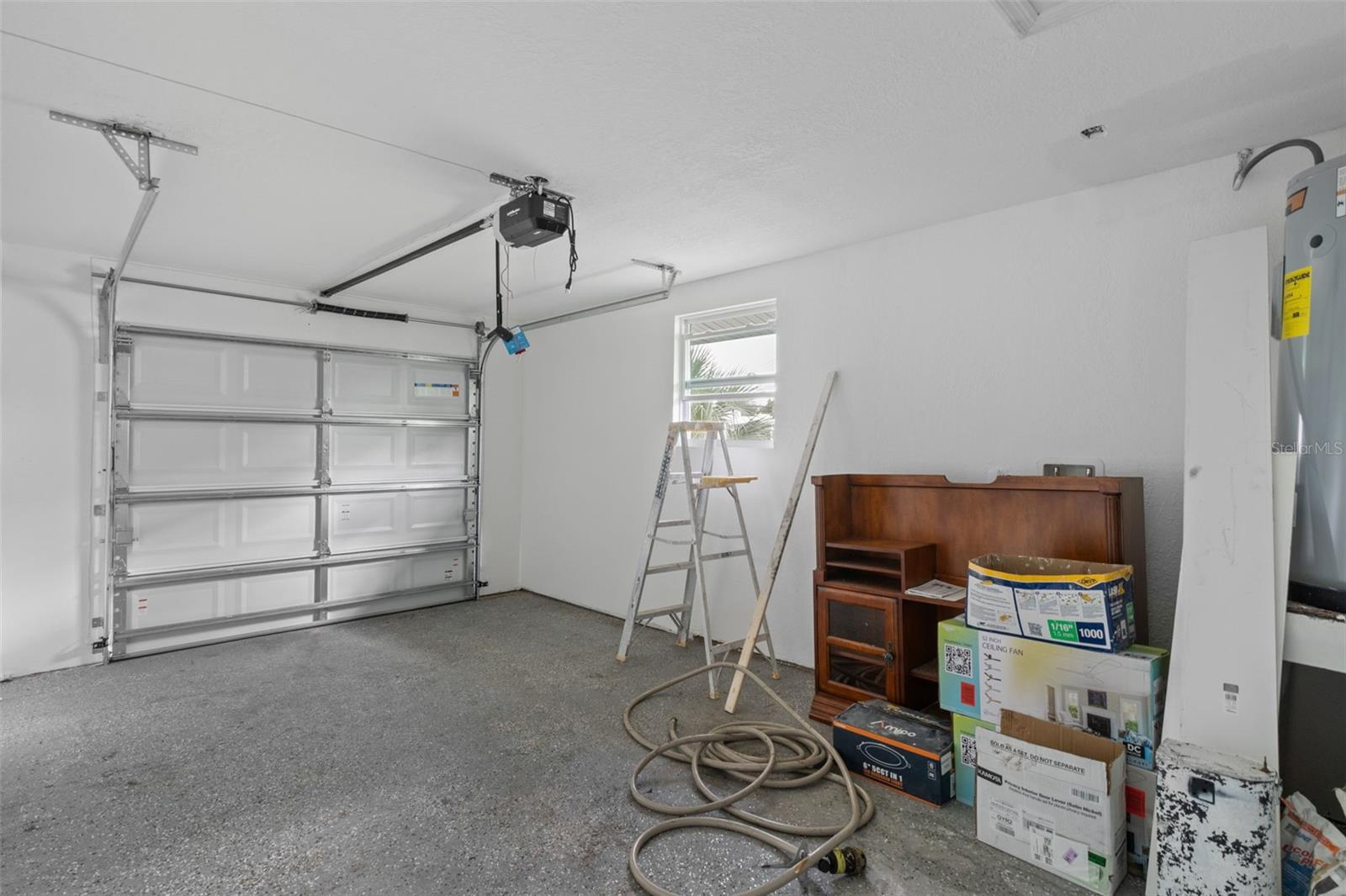 Image 33 of 51 For 3372 Minnow Creek Drive