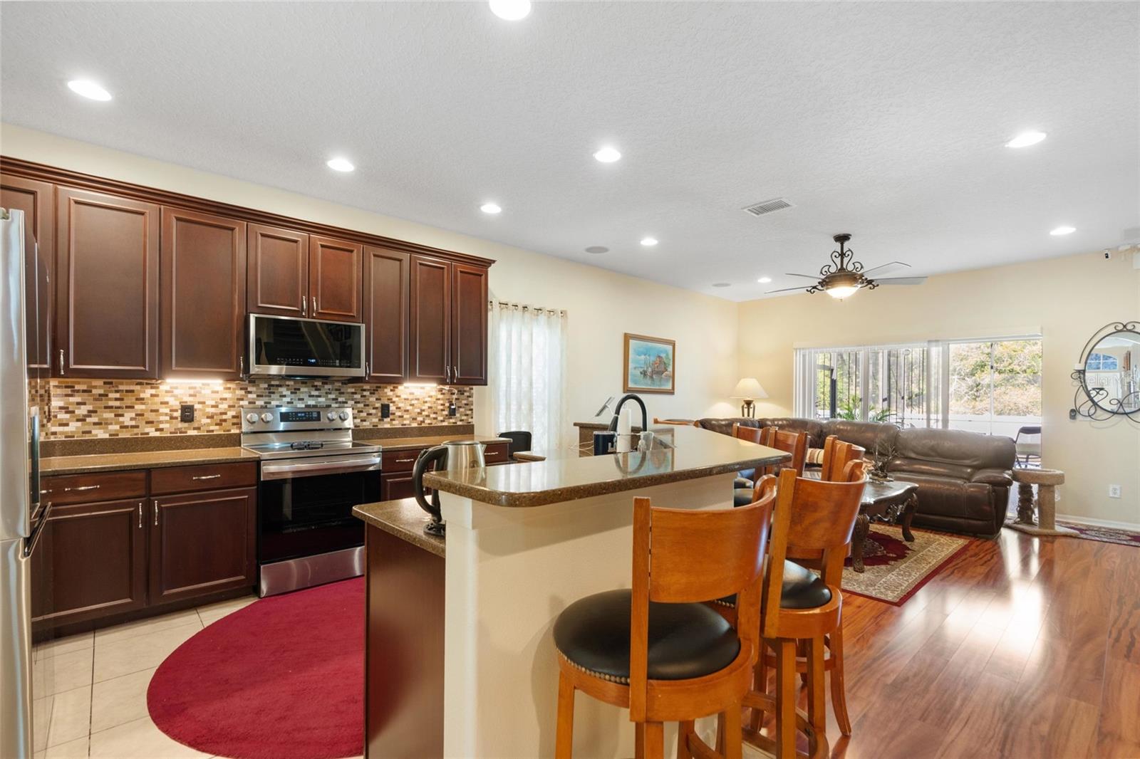 Image 12 of 67 For 11129 Oyster Bay Circle