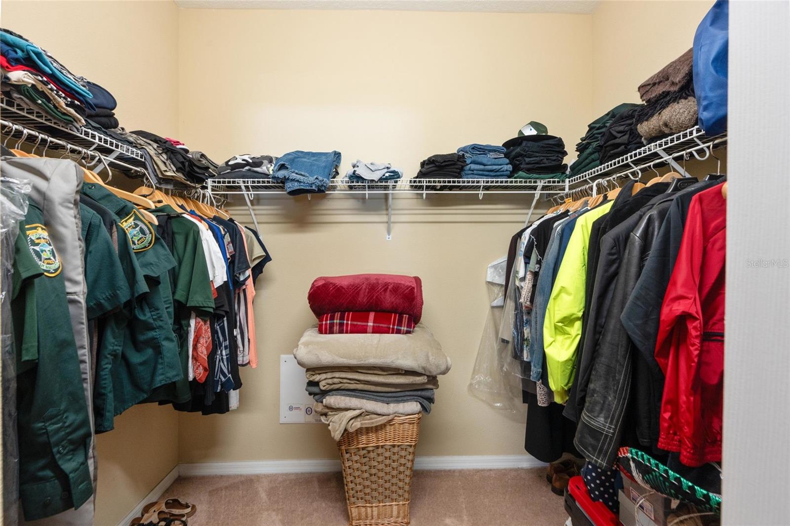 Image 22 of 67 For 11129 Oyster Bay Circle