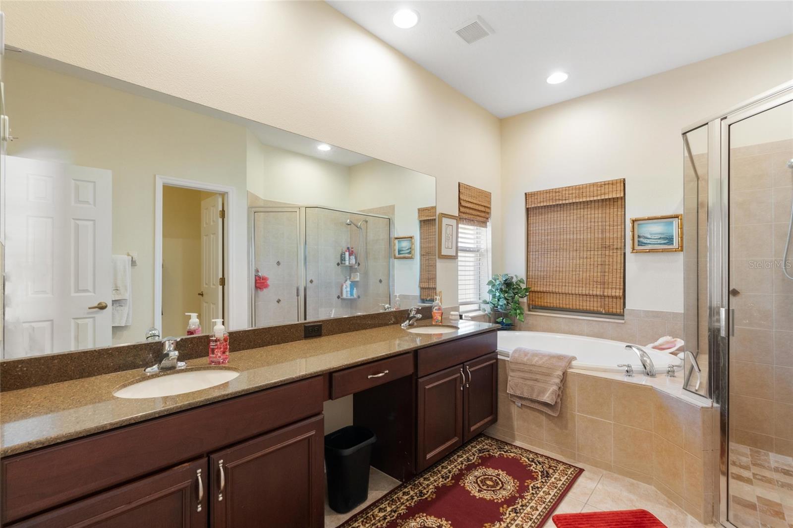 Image 23 of 67 For 11129 Oyster Bay Circle