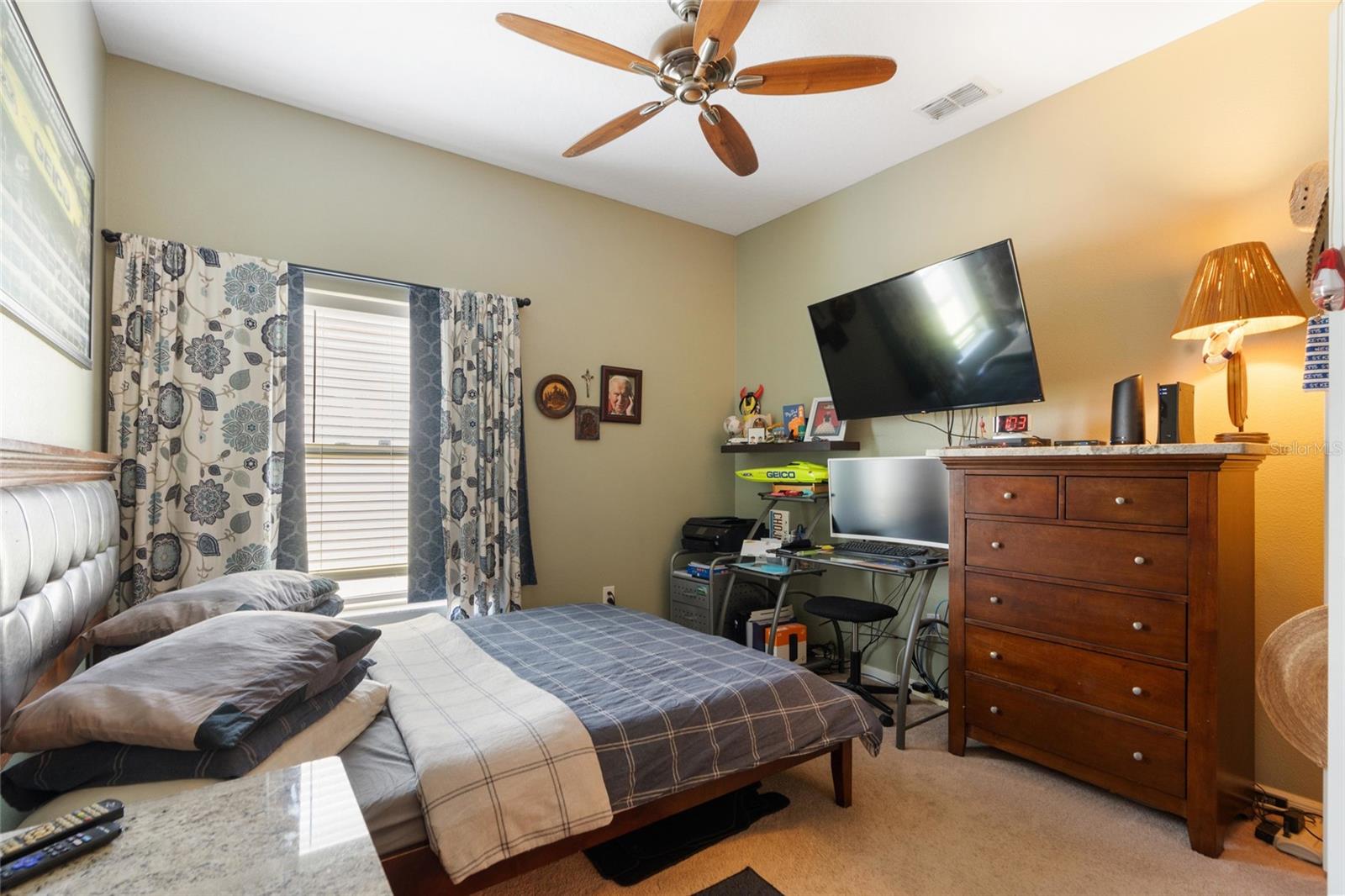 Image 26 of 67 For 11129 Oyster Bay Circle