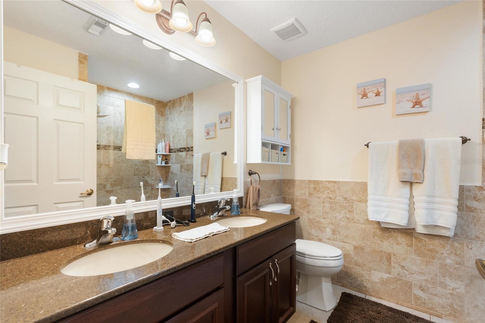 Image 33 of 67 For 11129 Oyster Bay Circle