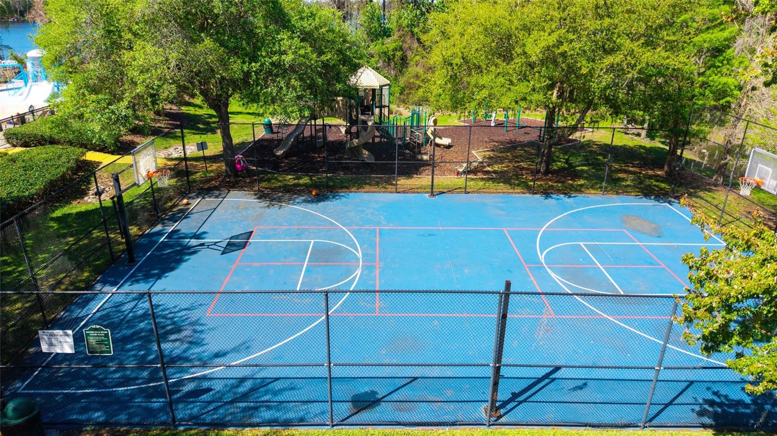 Image 59 of 67 For 11129 Oyster Bay Circle