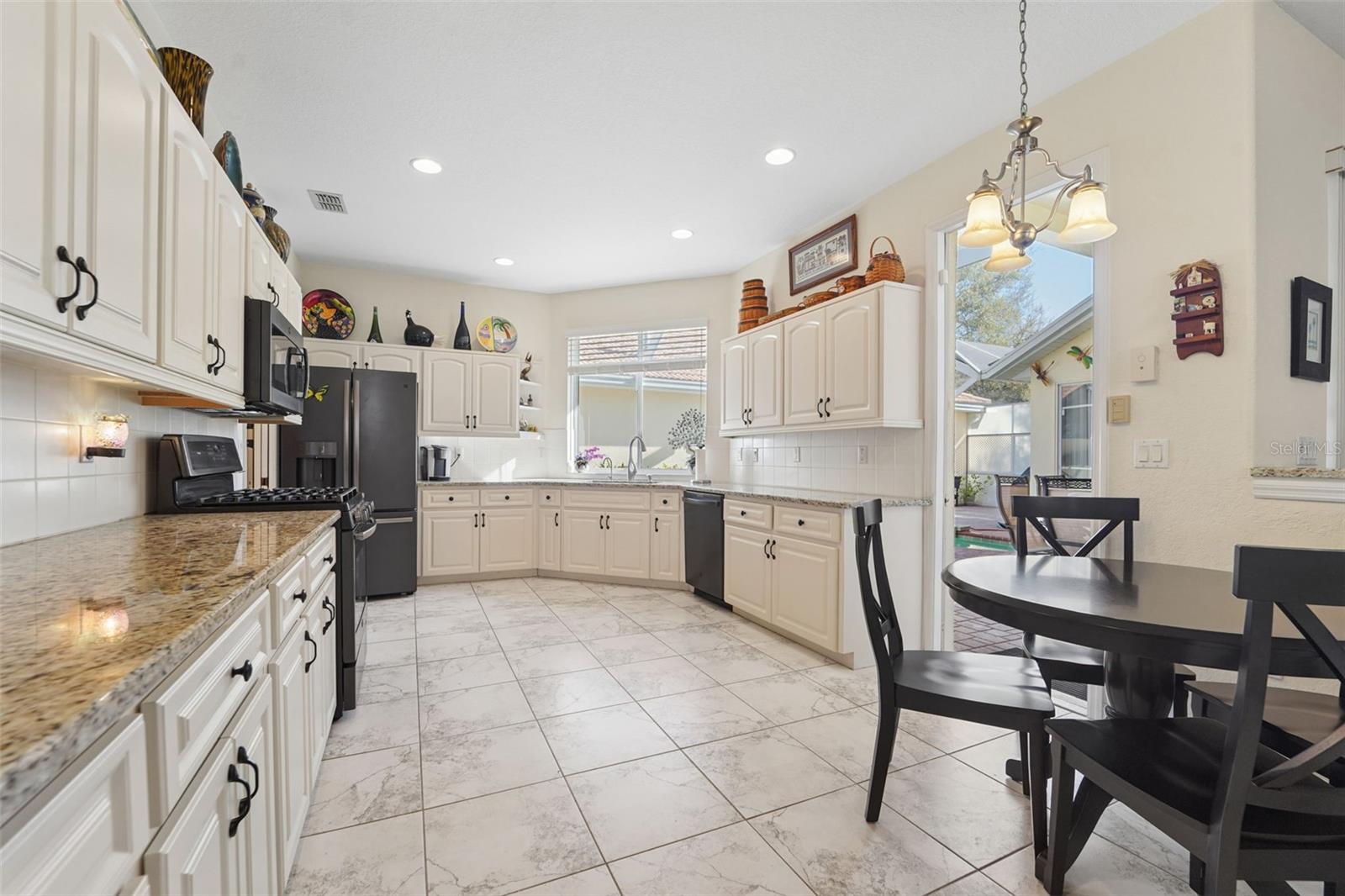 Image 10 of 43 For 4462 Caliquen Drive