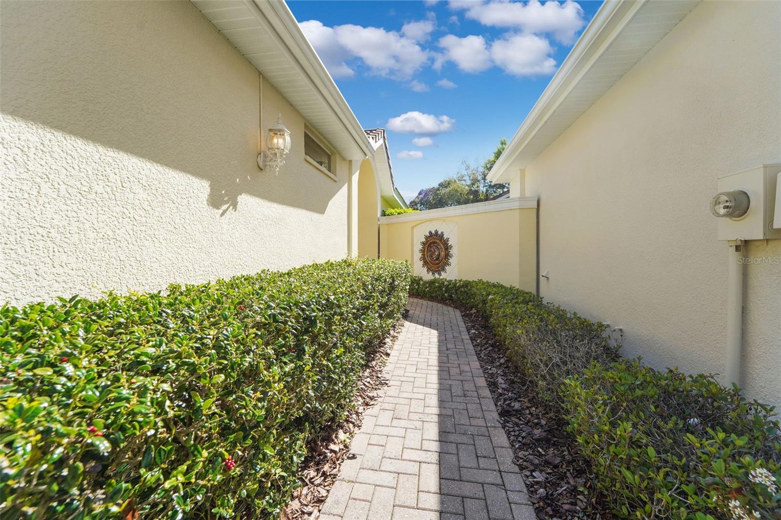 Image 4 of 43 For 4462 Caliquen Drive