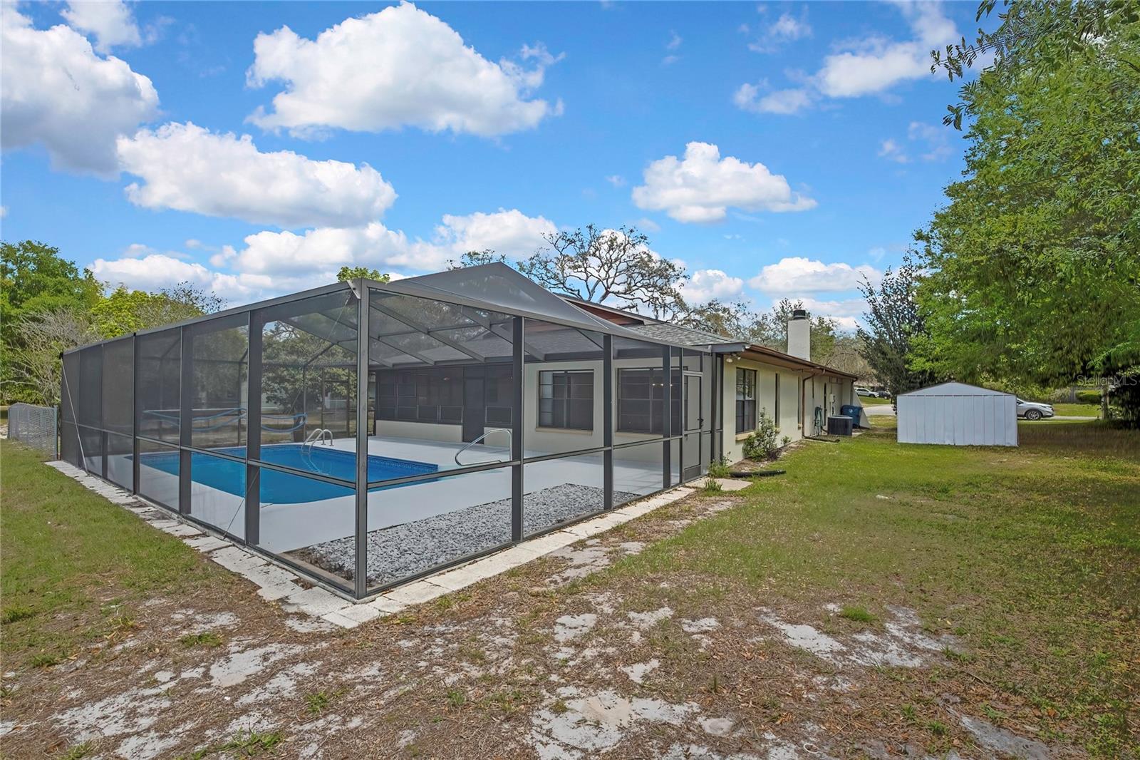 Image 10 of 39 For 1021 Waterfall Drive