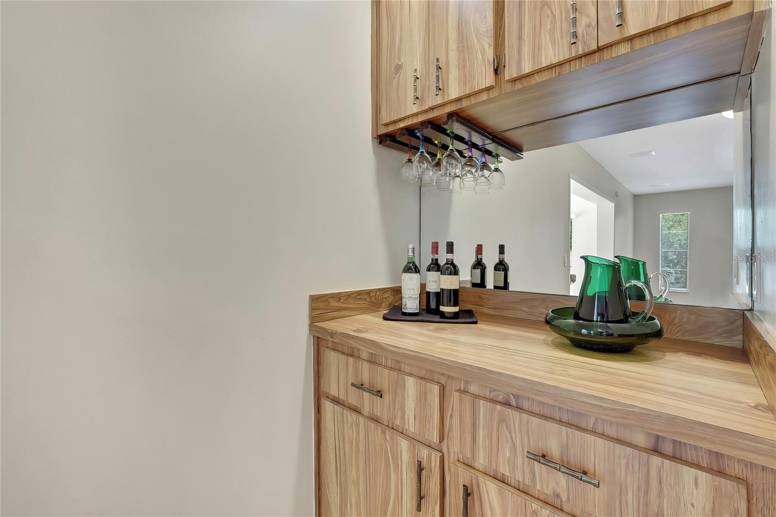 Image 21 of 39 For 1021 Waterfall Drive