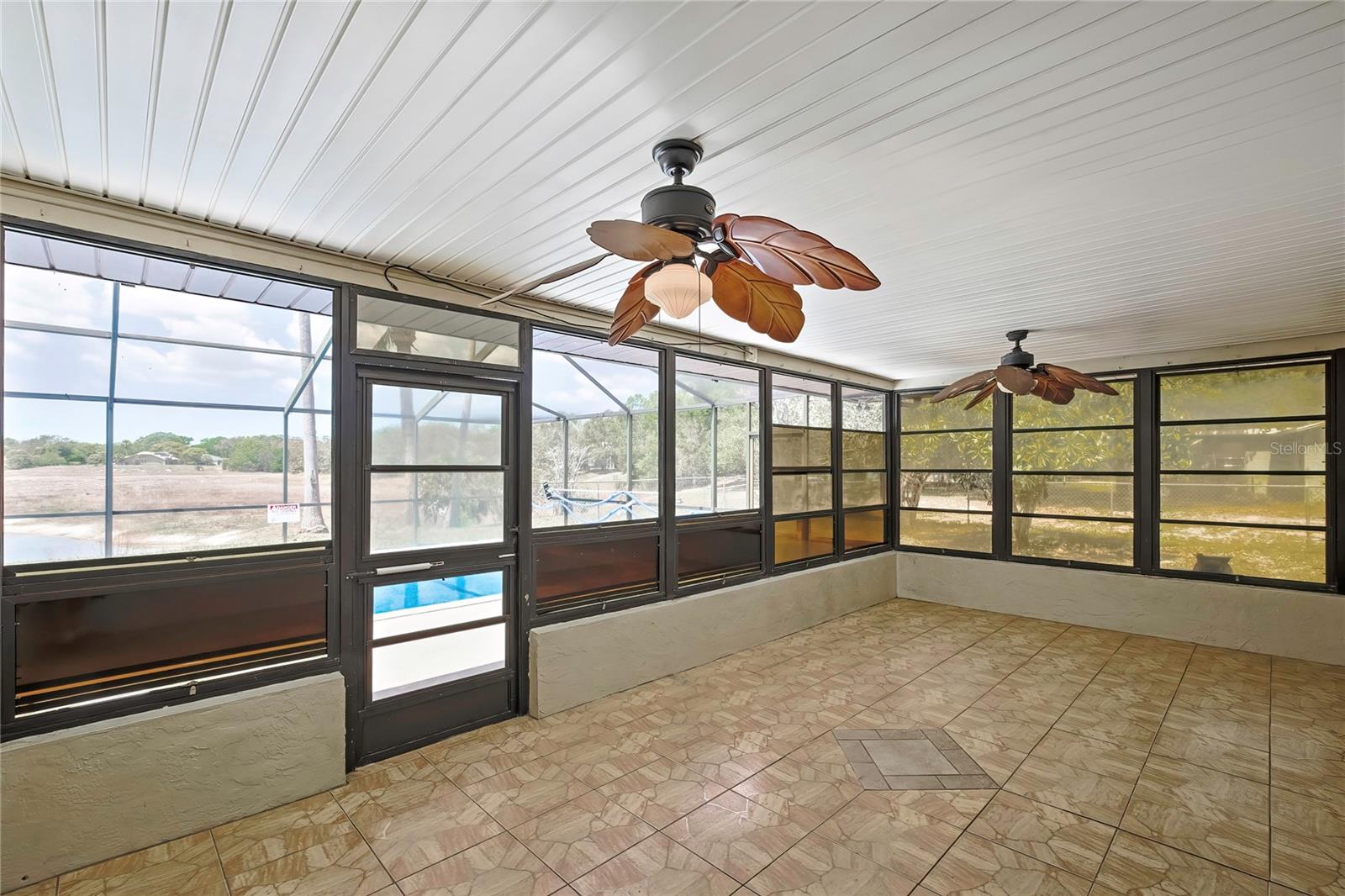 Image 32 of 39 For 1021 Waterfall Drive