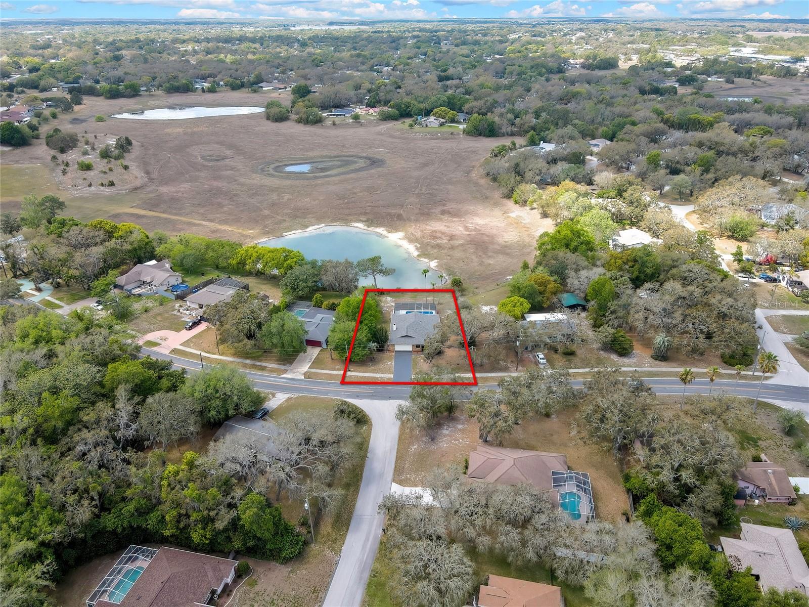 Image 4 of 39 For 1021 Waterfall Drive