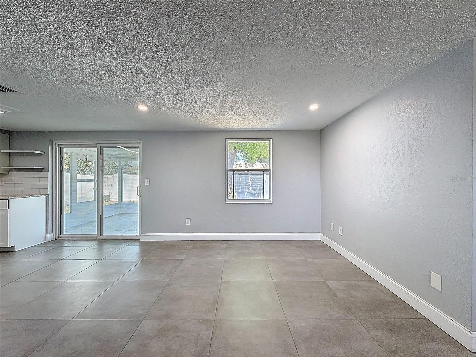 Image 12 of 40 For 3801 Sablewood Drive