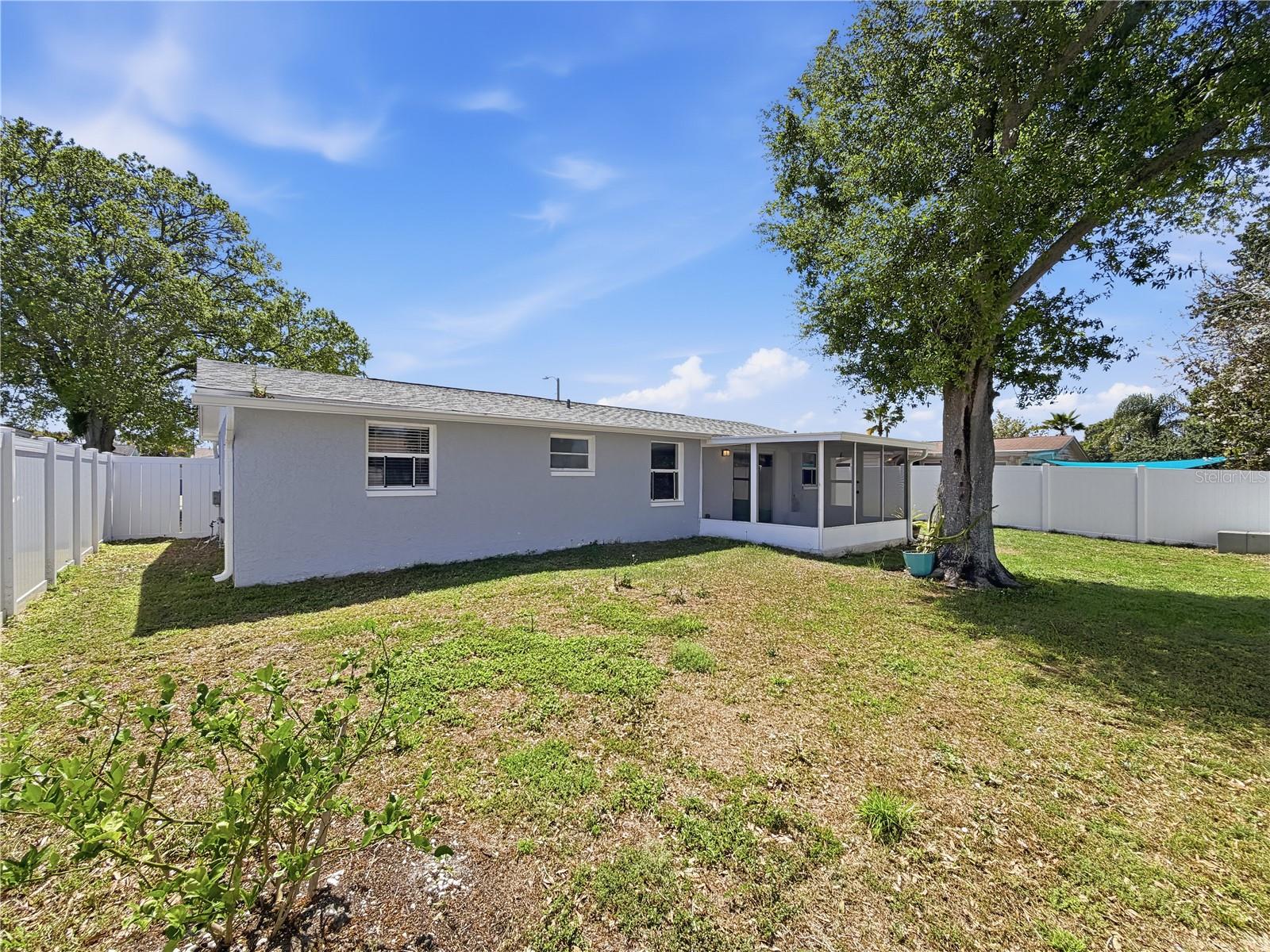 Image 32 of 40 For 3801 Sablewood Drive