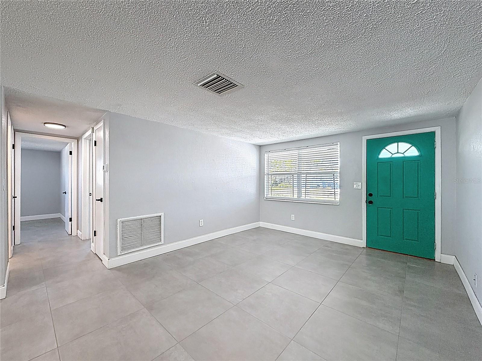 Image 6 of 40 For 3801 Sablewood Drive