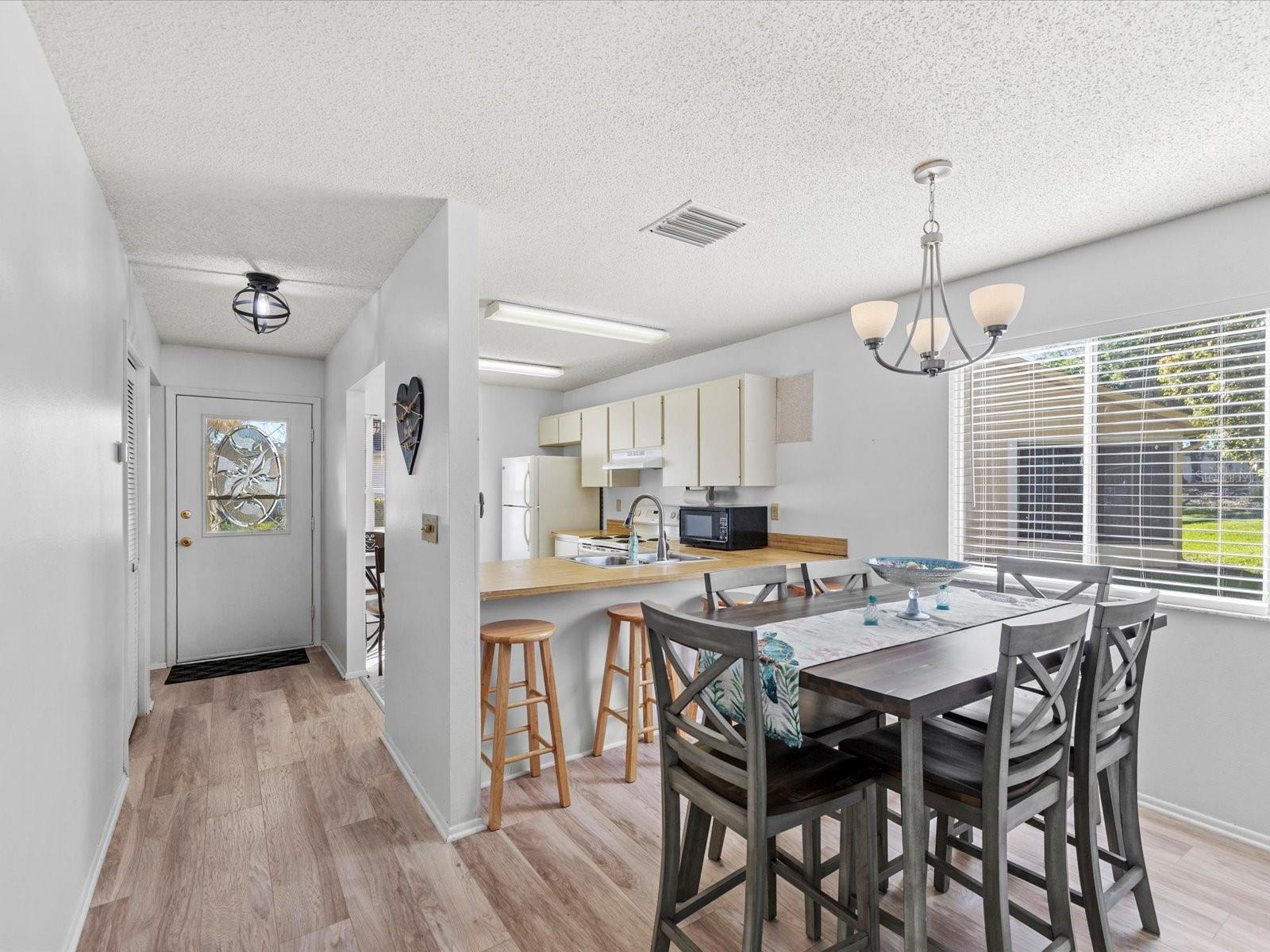 Image 11 of 68 For 4505 Glen Hollow