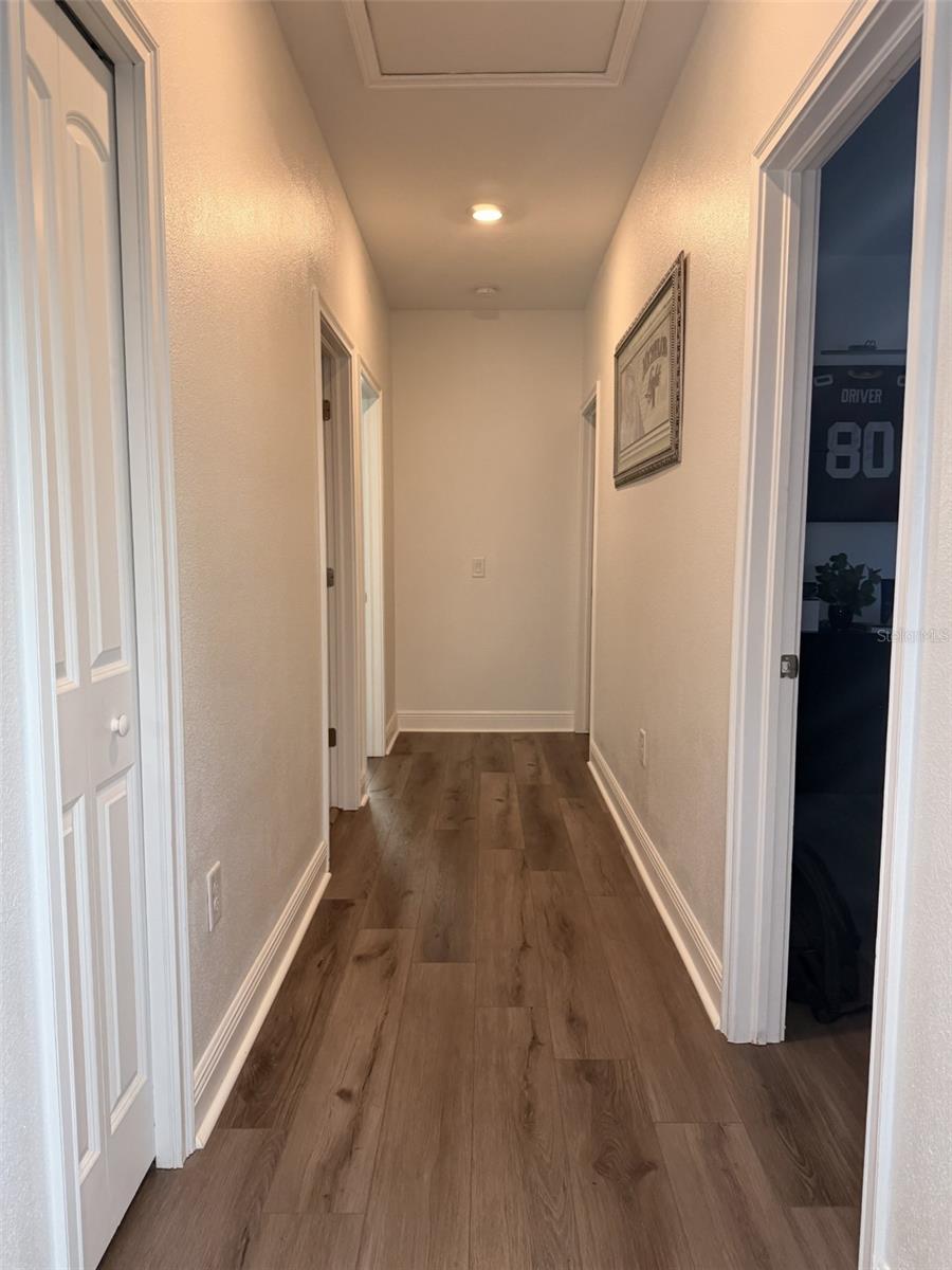 Image 27 of 71 For 13850 Moosehead Circle