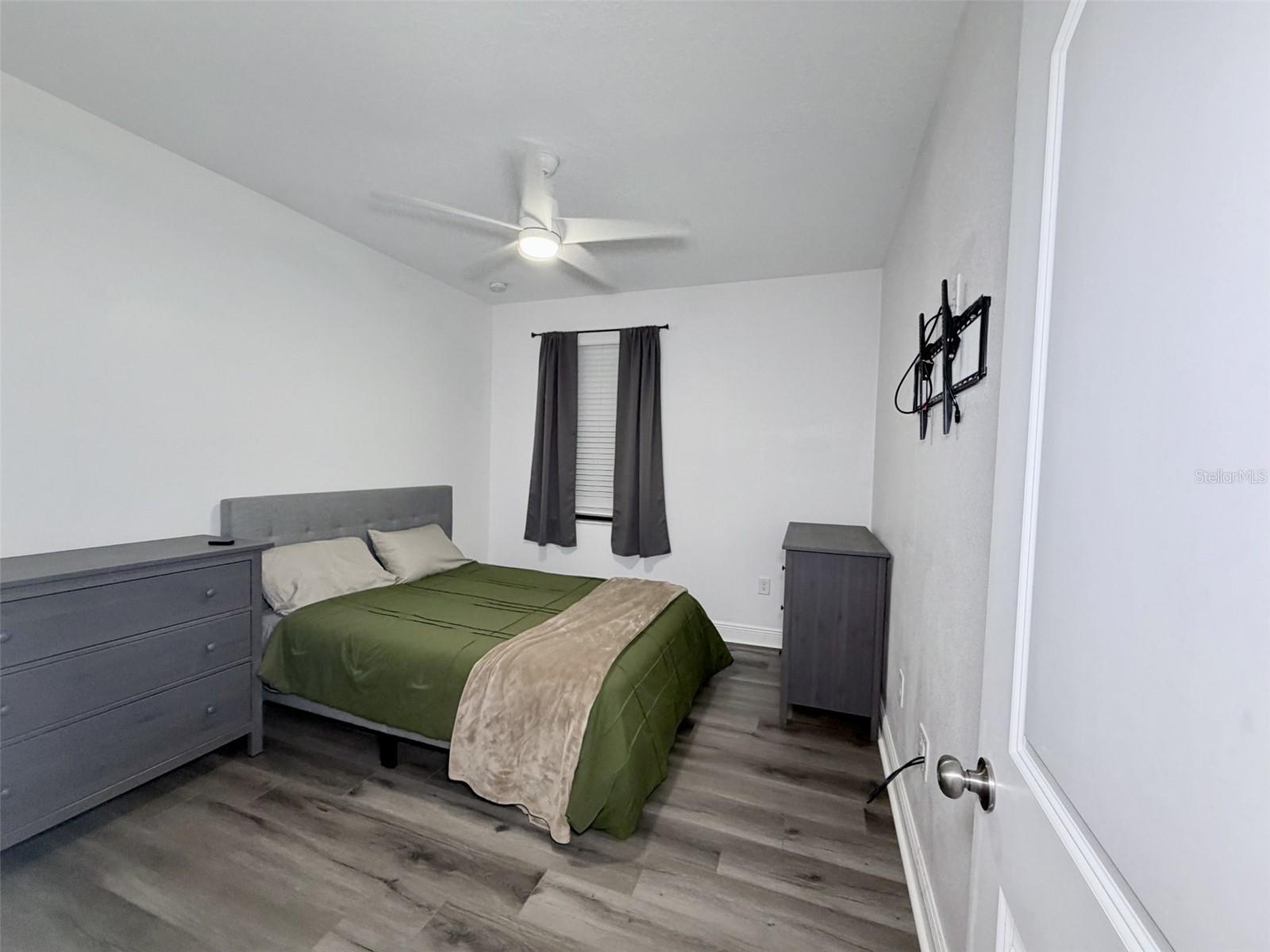 Image 31 of 71 For 13850 Moosehead Circle