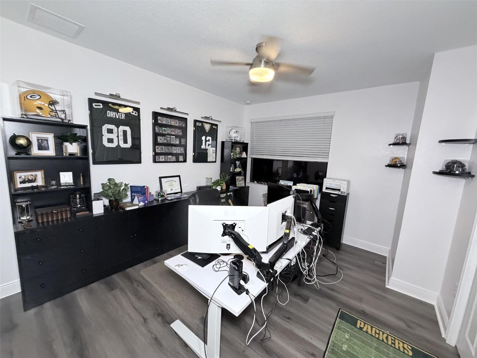 Image 32 of 71 For 13850 Moosehead Circle