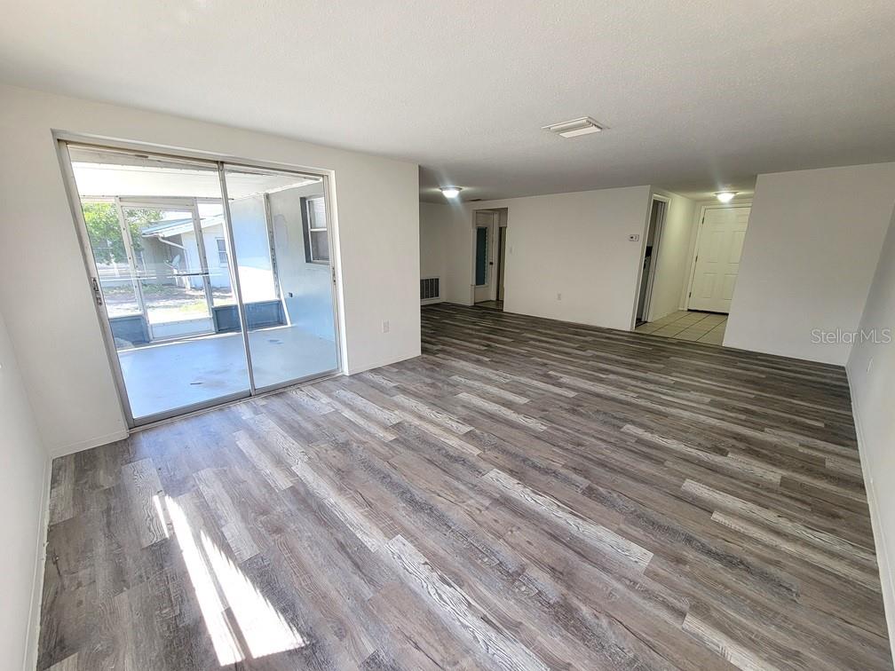 Image 4 of 18 For 7920 Pineapple Lane