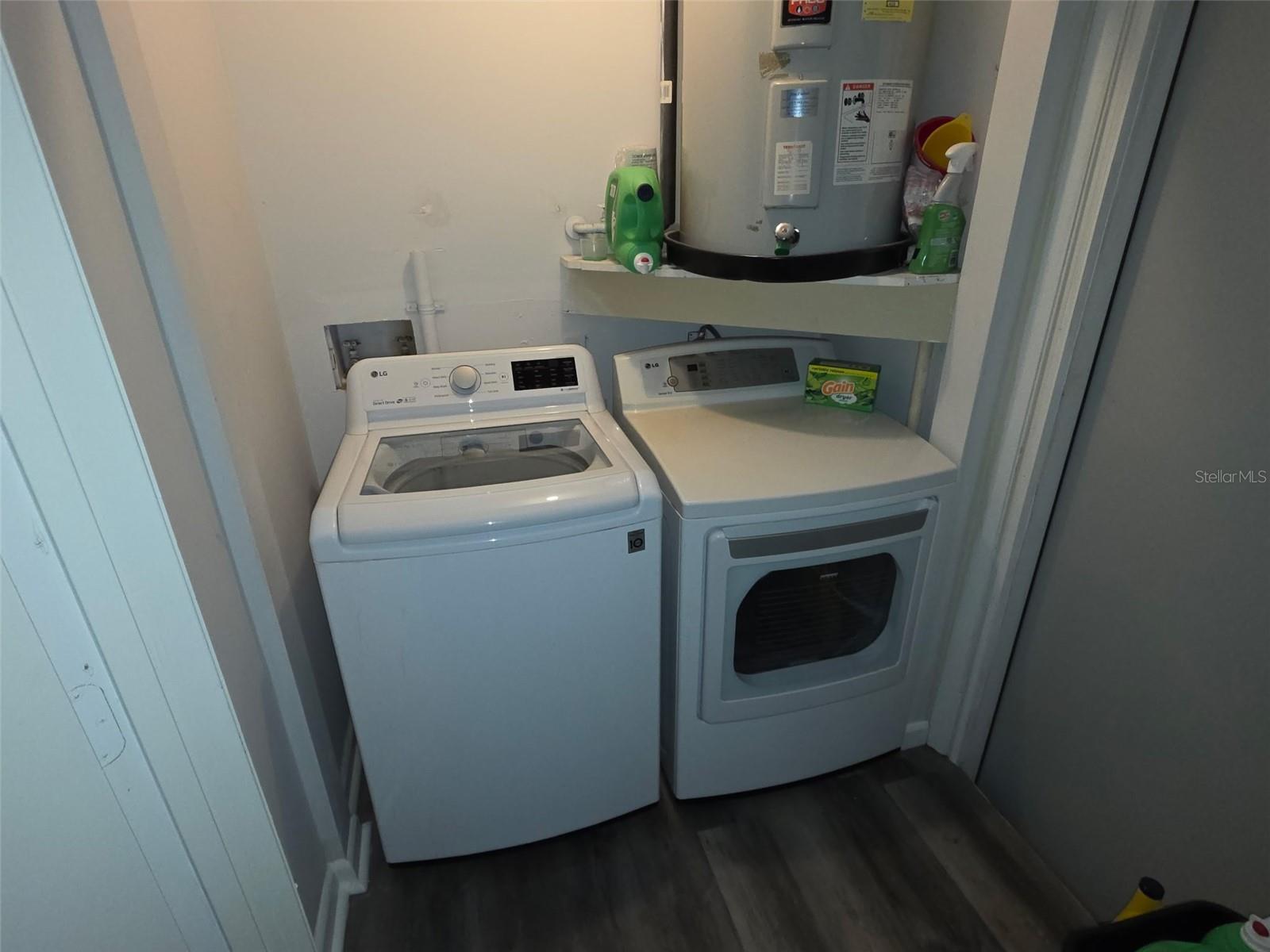 Image 17 of 22 For 11236 Gifford Drive