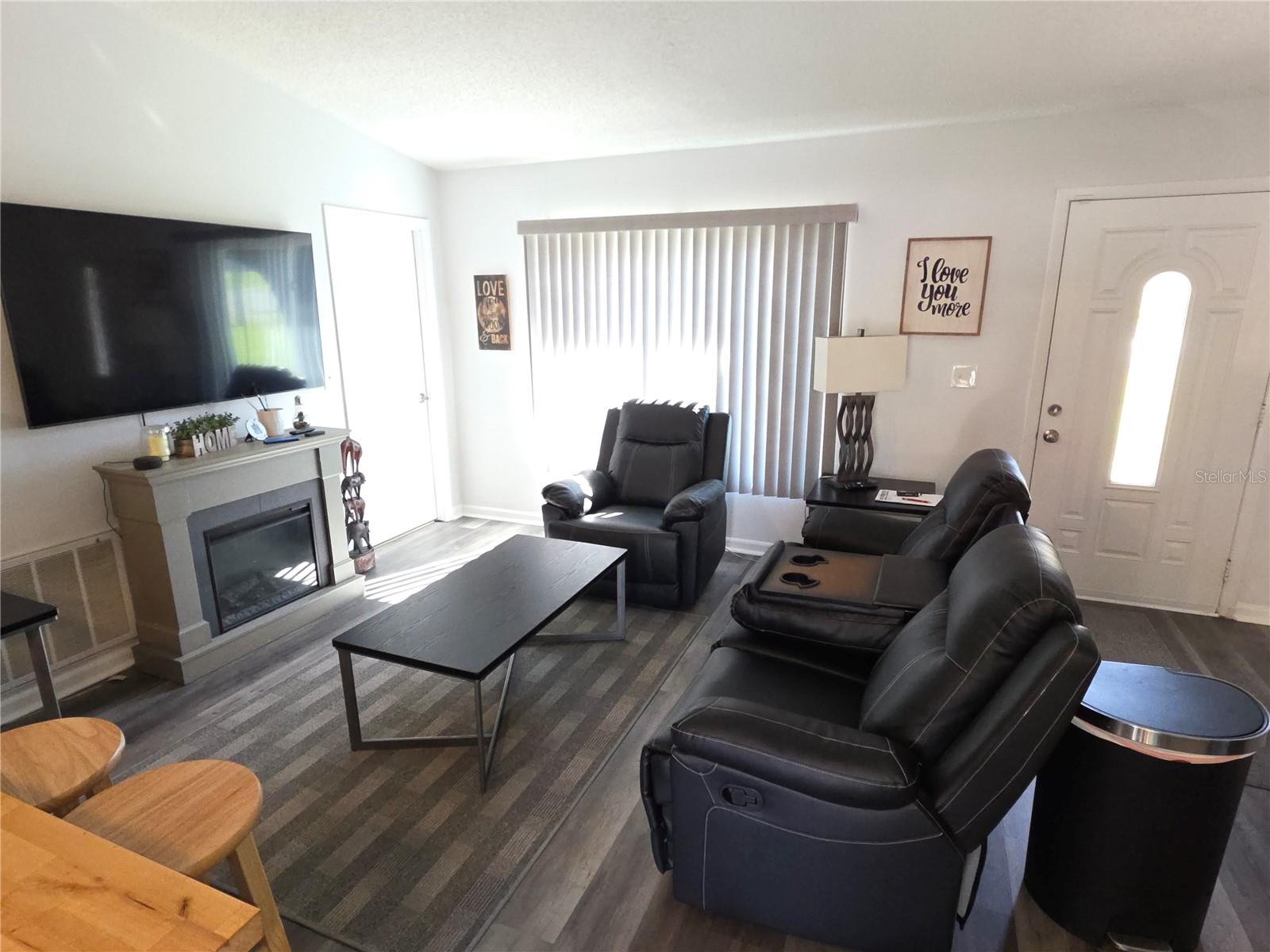 Image 4 of 22 For 11236 Gifford Drive