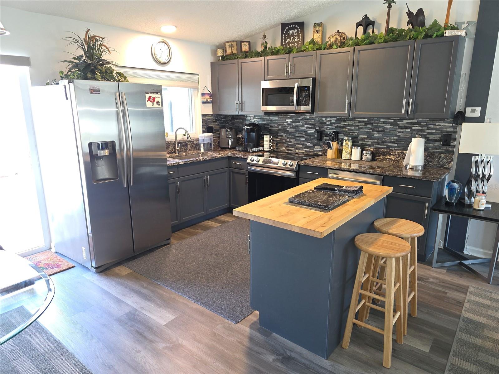 Image 6 of 22 For 11236 Gifford Drive