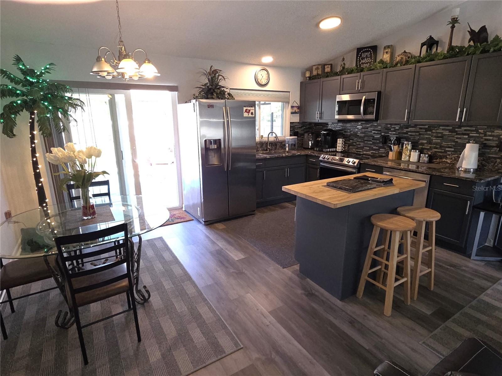 Image 7 of 22 For 11236 Gifford Drive