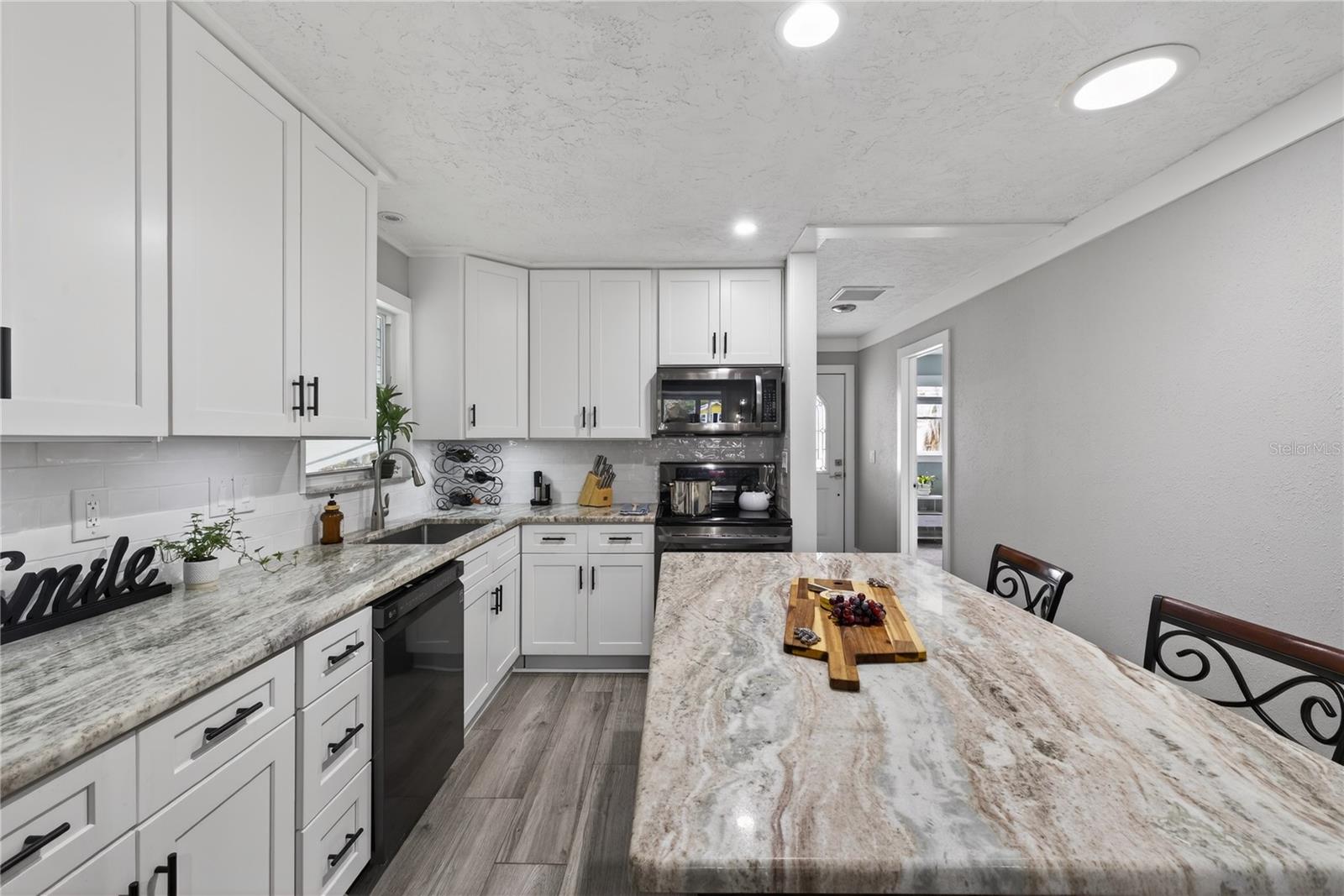 Image 15 of 50 For 5851 Rio Drive