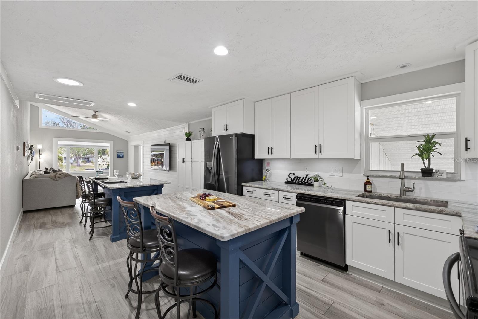 Image 2 of 50 For 5851 Rio Drive