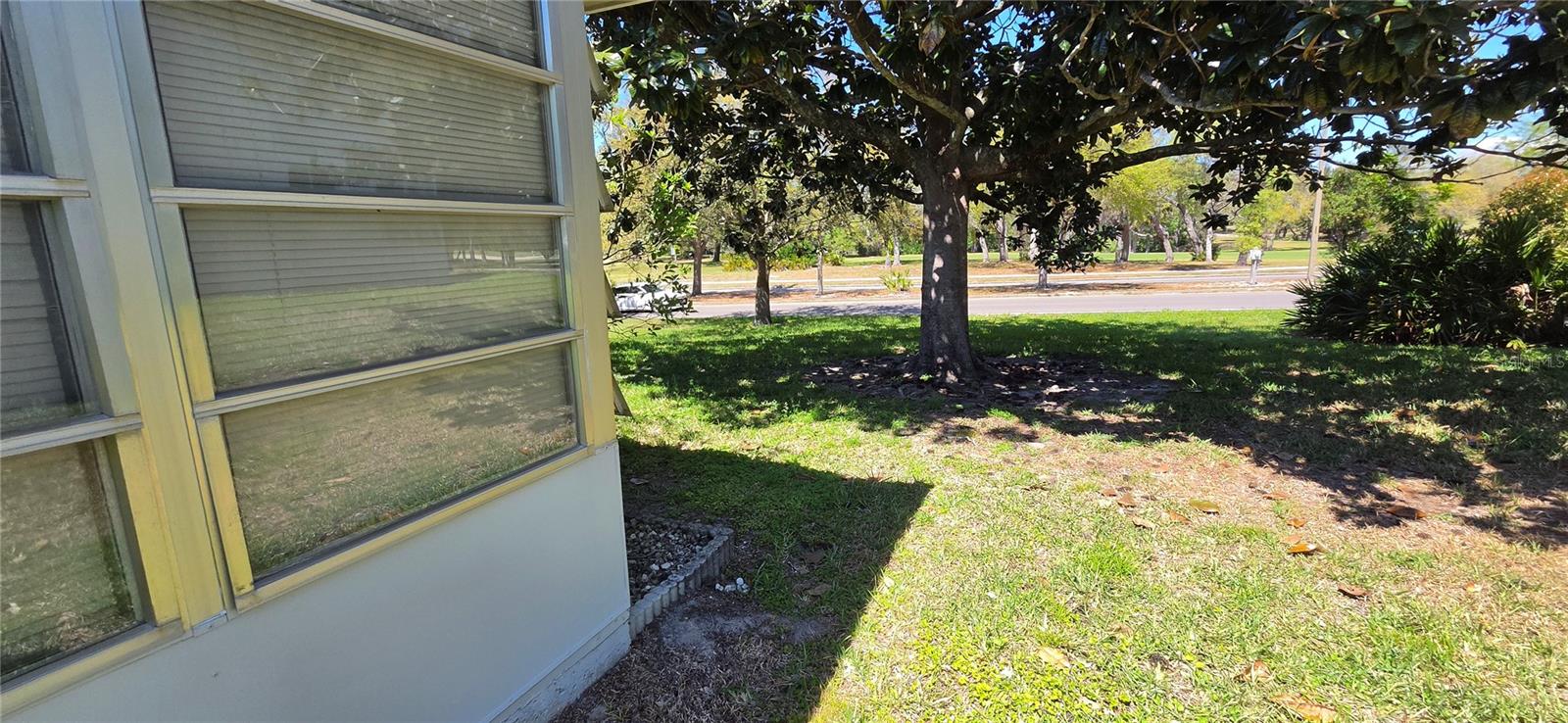 Image 24 of 47 For 12500 Dearborn Drive F