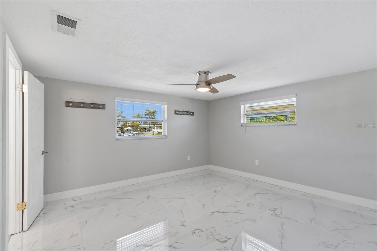 Image 17 of 37 For 4931 Pompano Drive